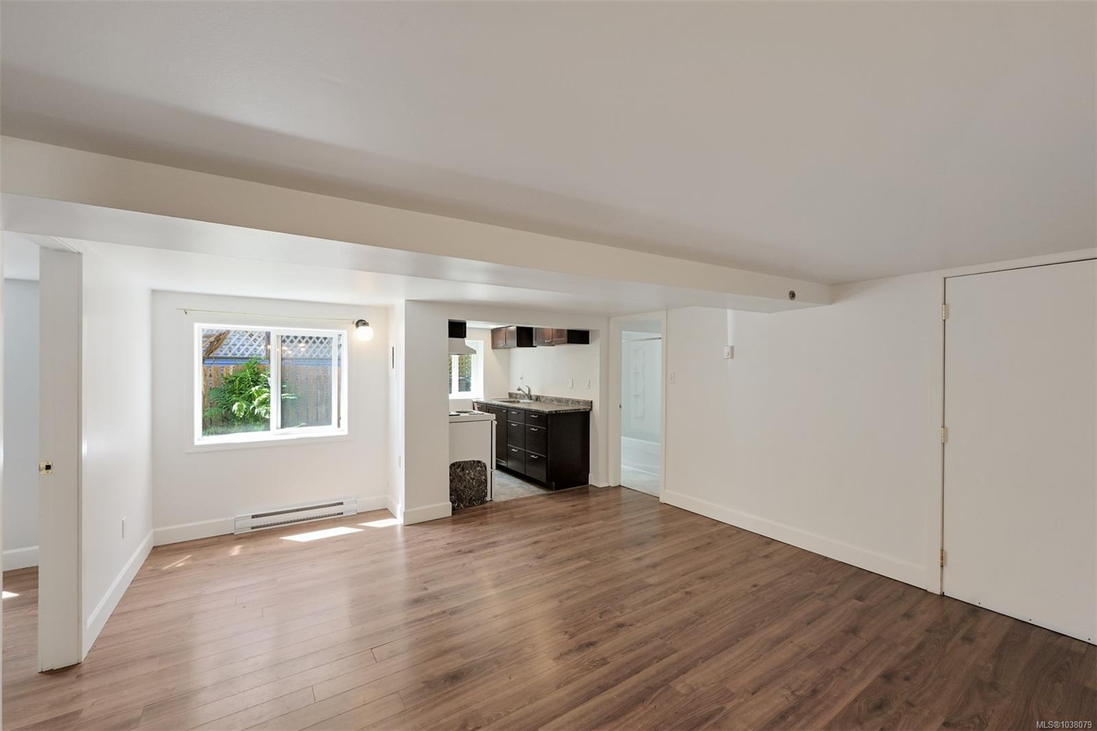 1620 Camosun St