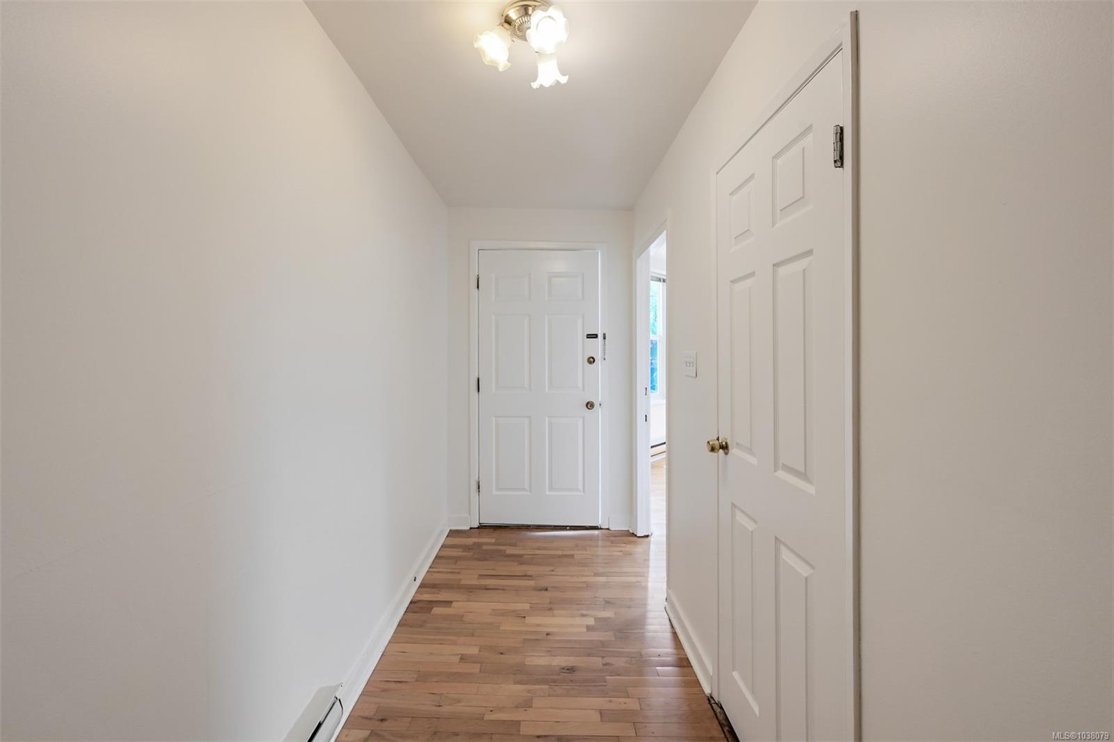 1620 Camosun St