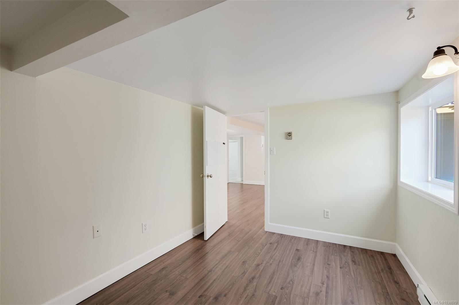 1620 Camosun St