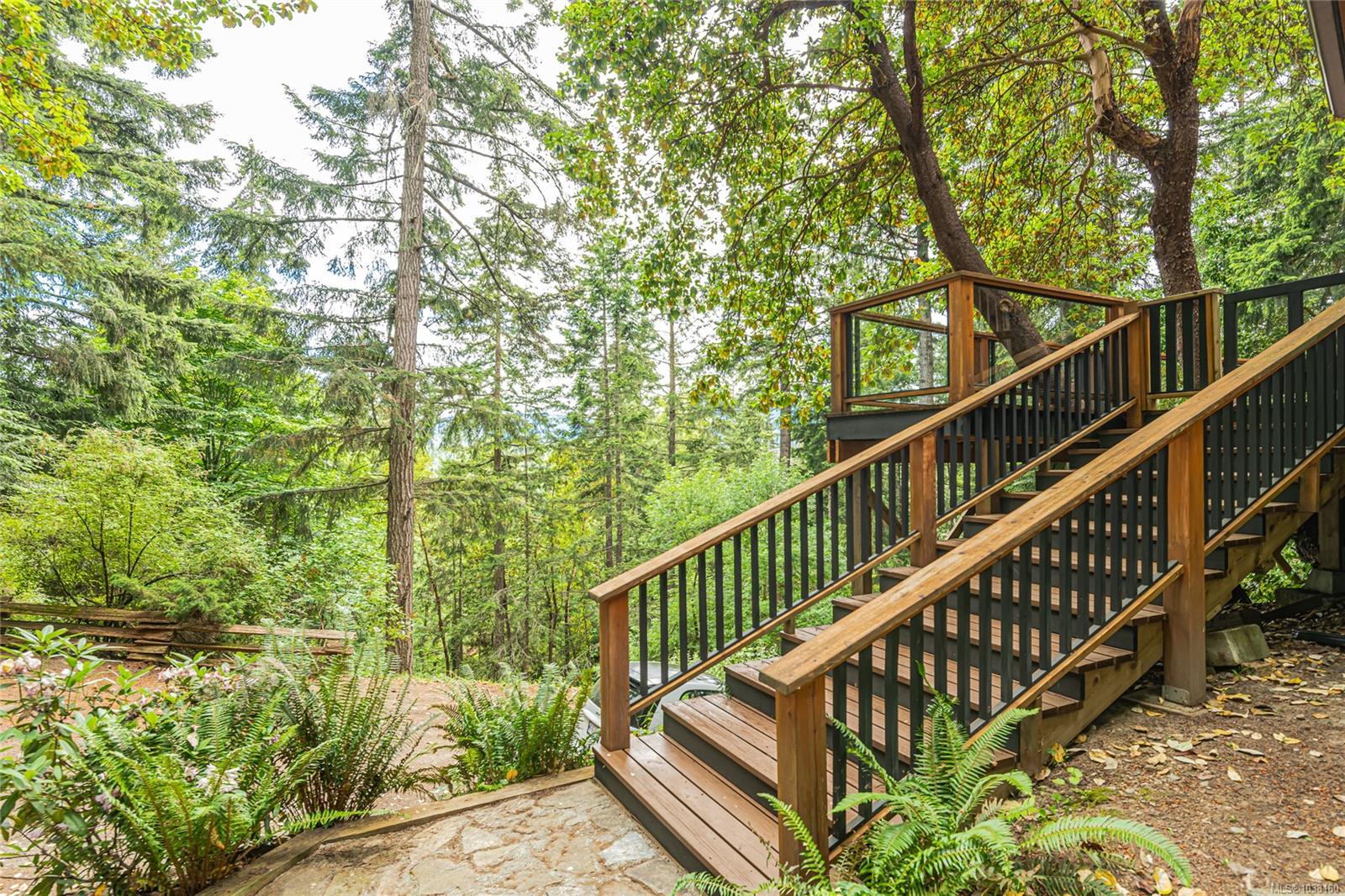 171 Lautman Dr