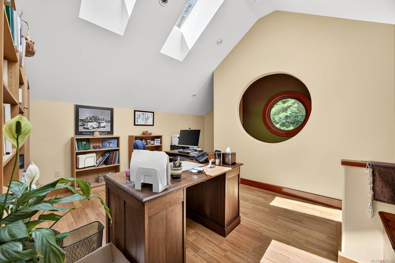 405 Roland Rd