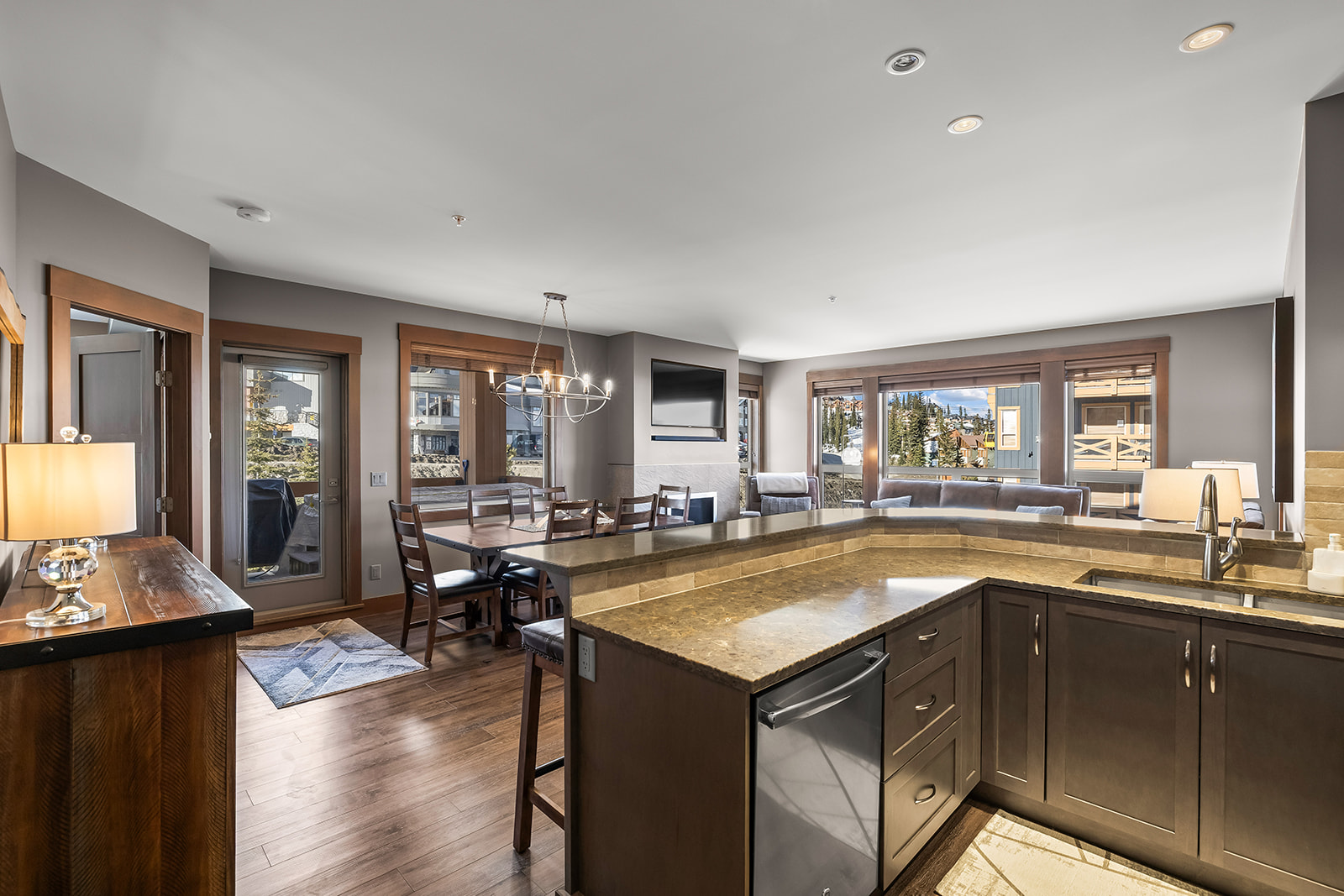 5300B Big White Road 305