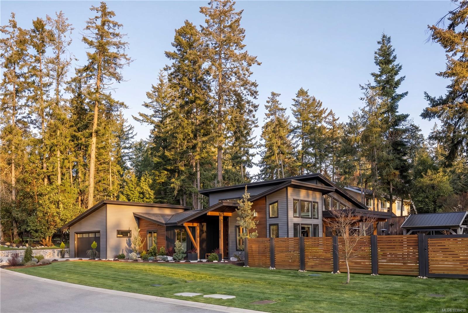 593 Downey Rd