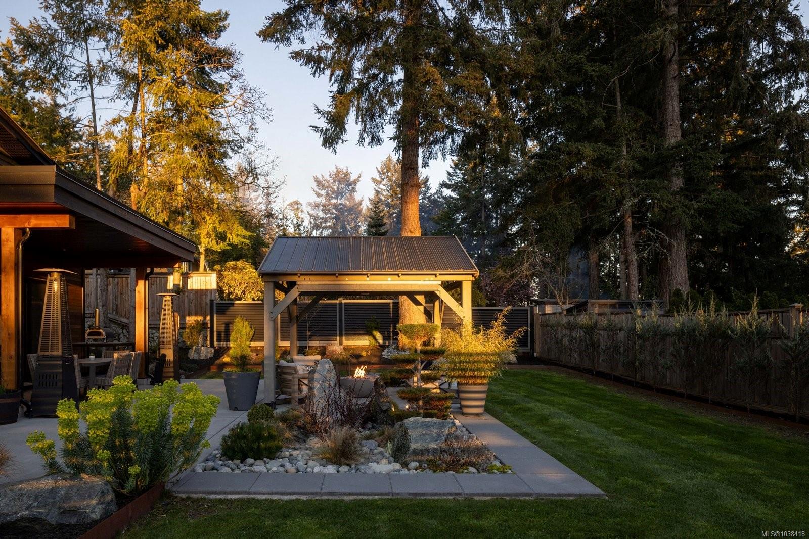 593 Downey Rd