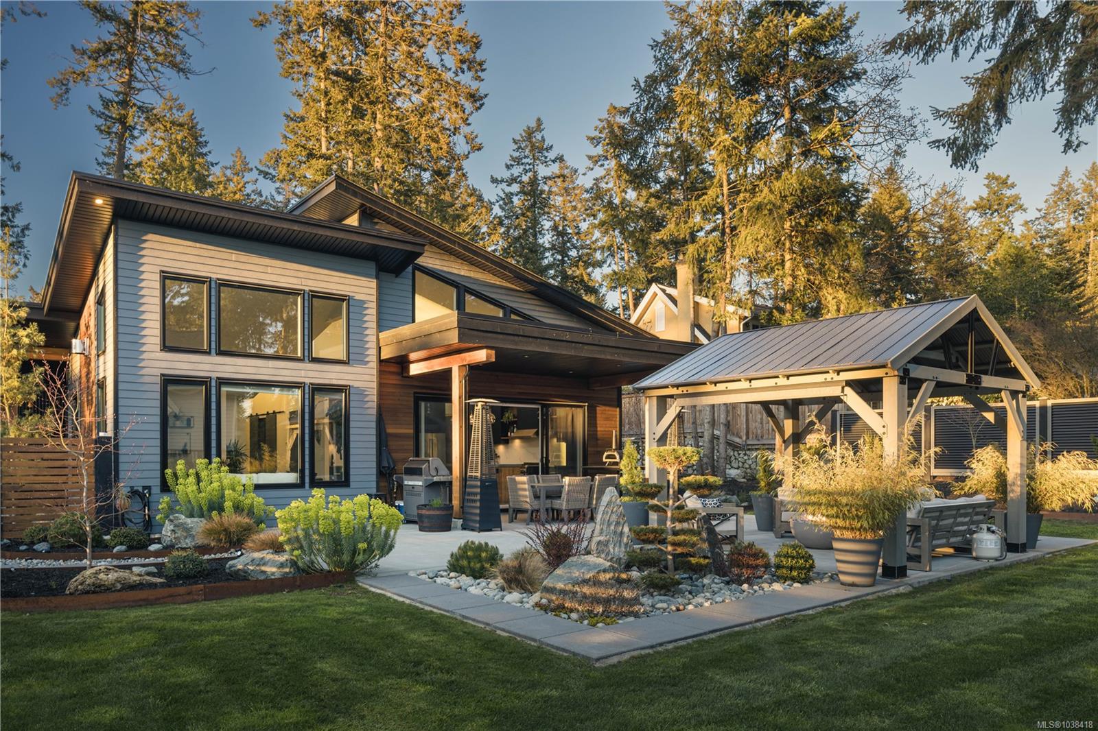 593 Downey Rd
