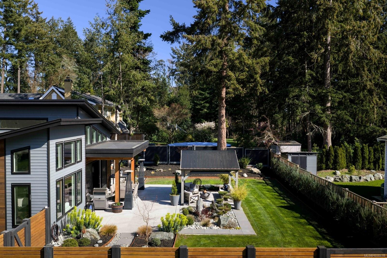 593 Downey Rd