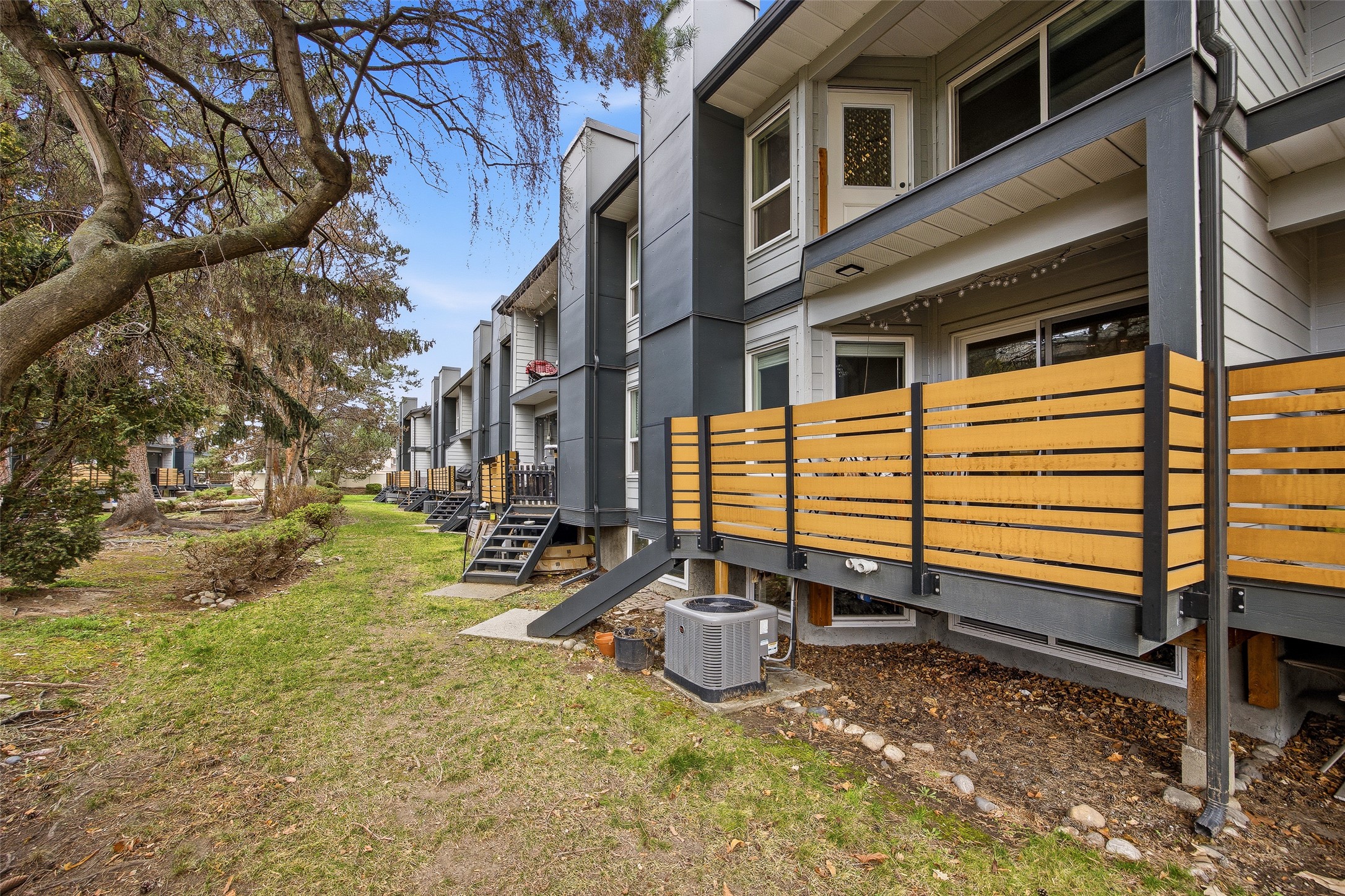 2125 Burtch Road 210