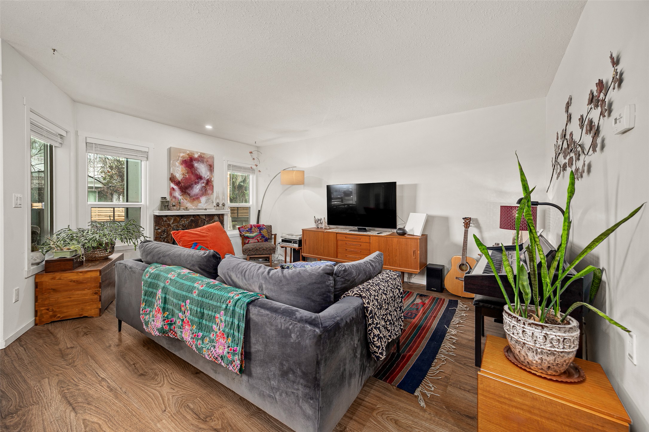 2125 Burtch Road 210