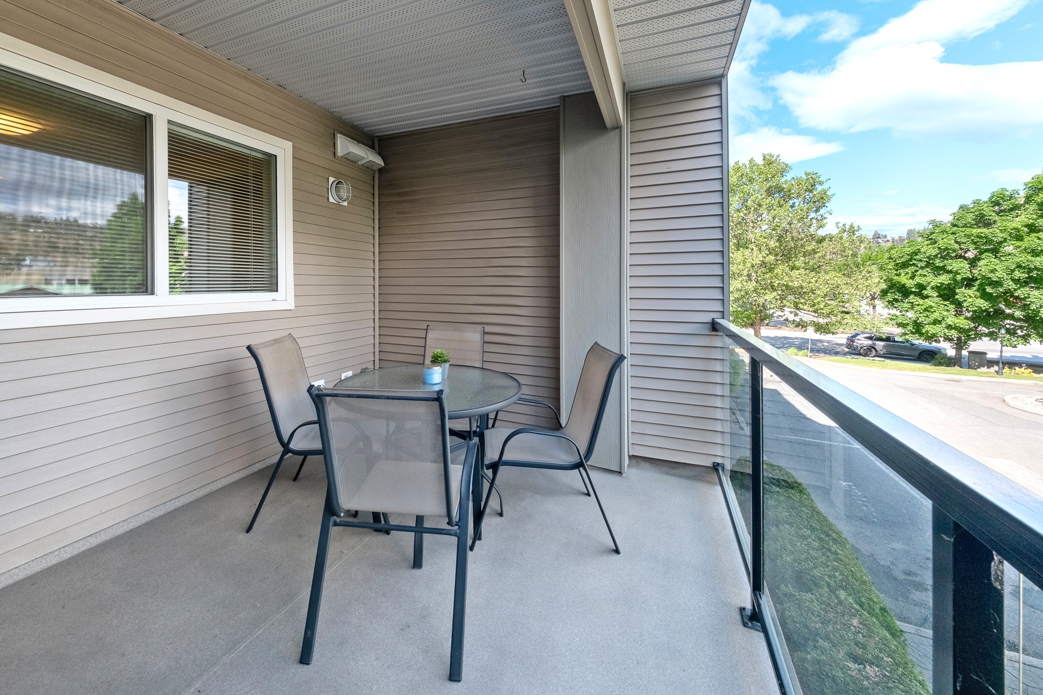 135 Ziprick Road 206