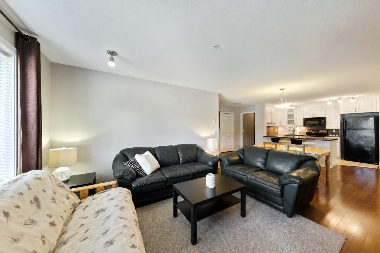 135 Ziprick Road 206