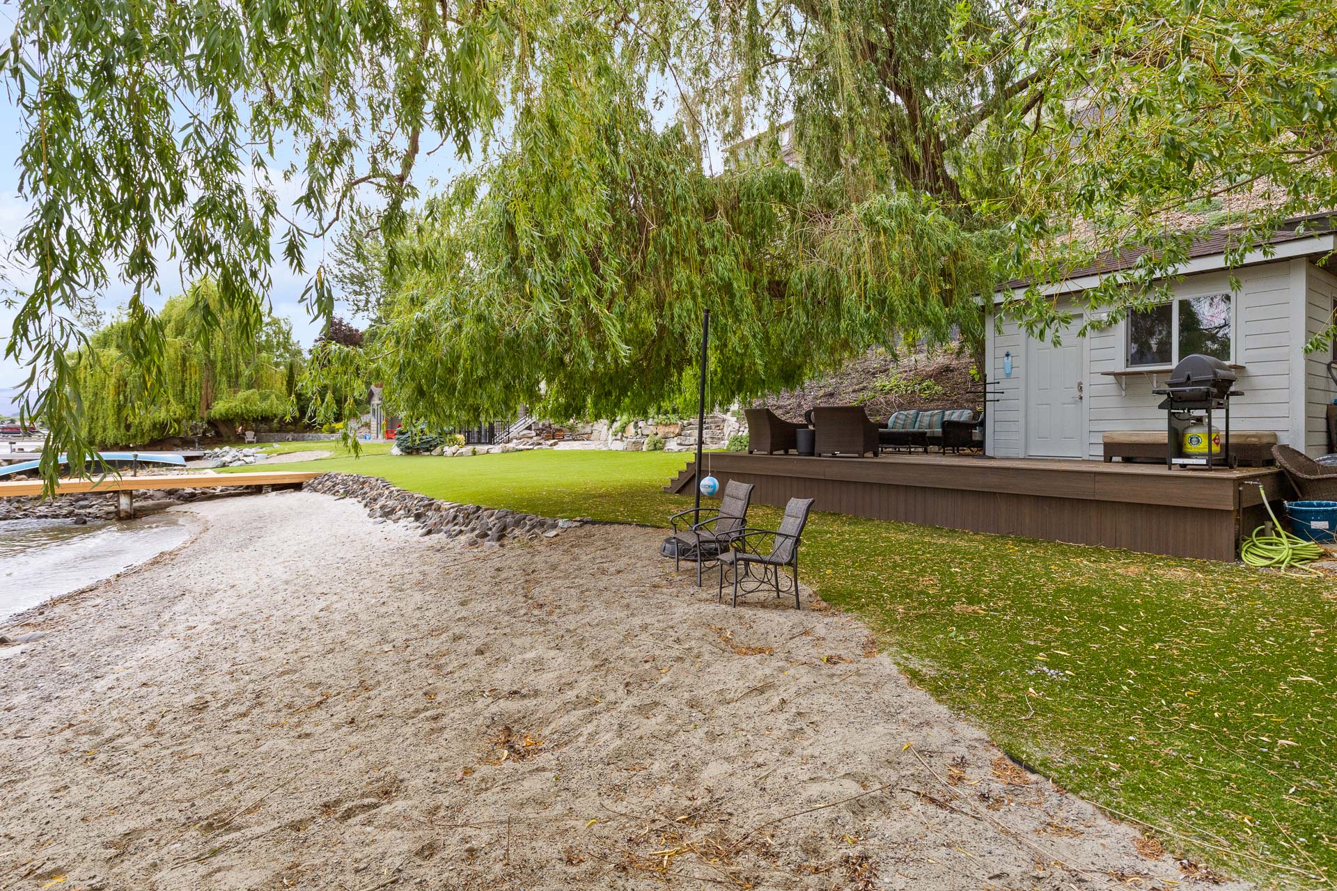 1069 Sunnyside Road