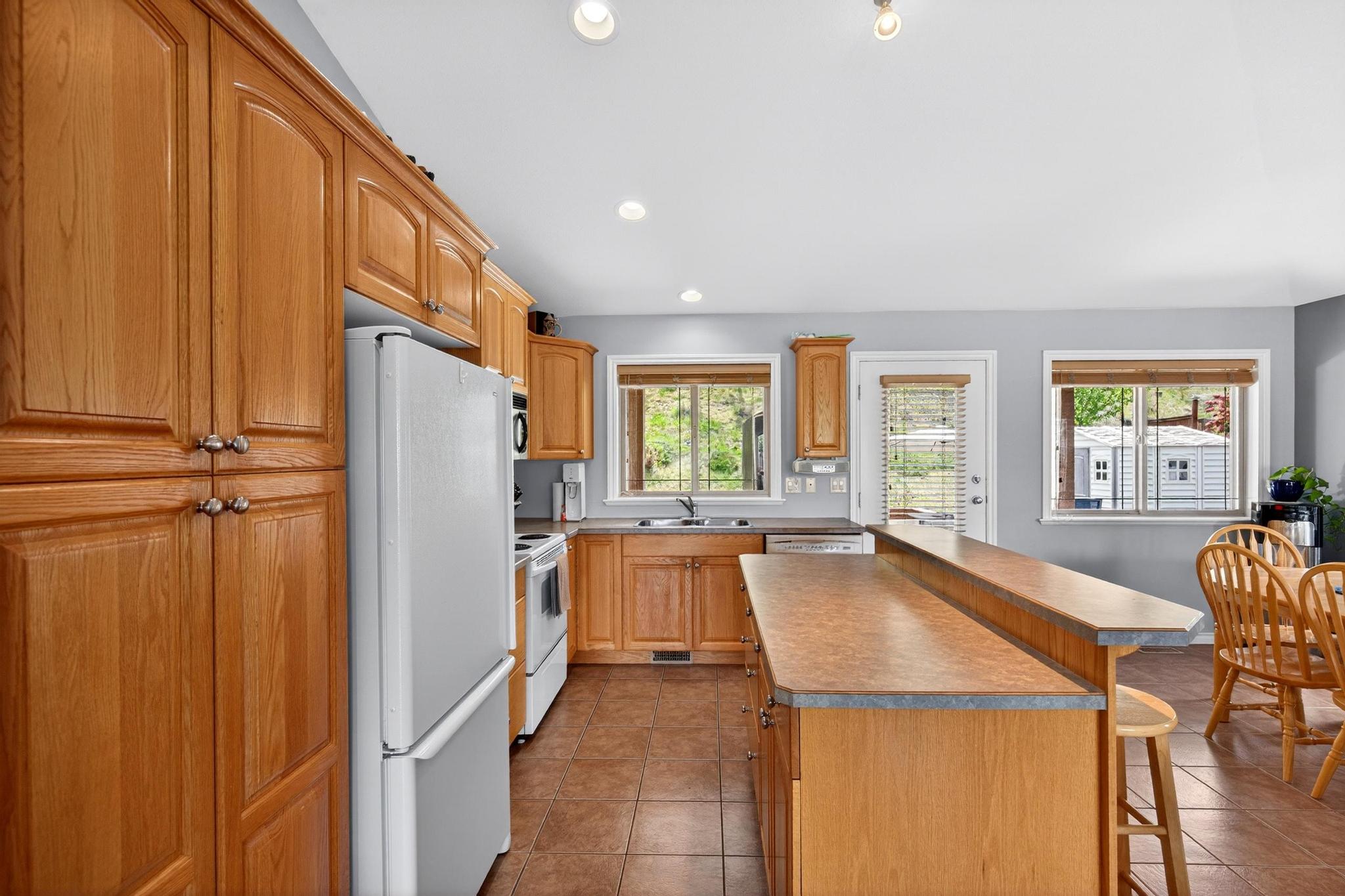 1673 Kloppenburg Road