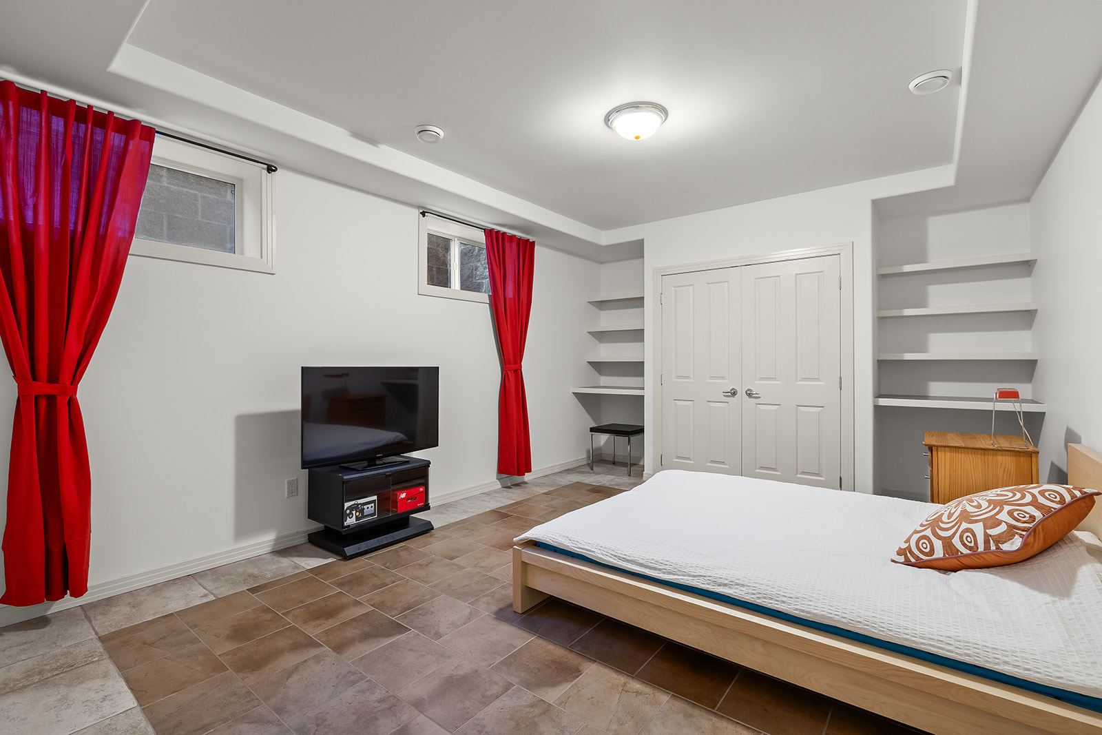 324 Phoebe Court