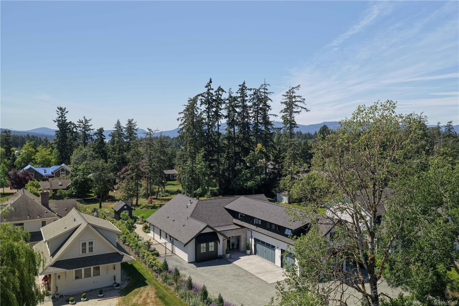 839 Clayton Rd