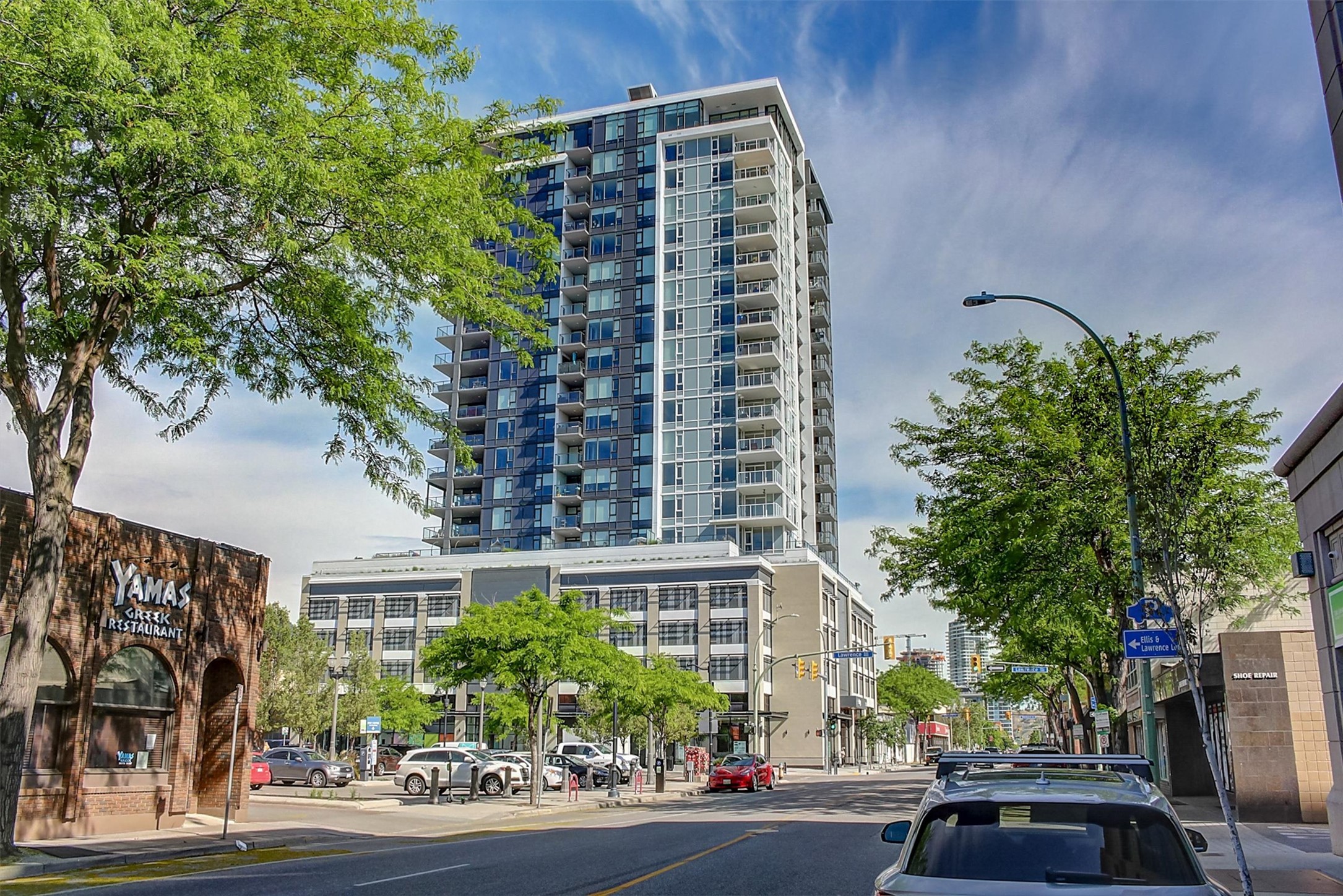 1588 Ellis Street 1602