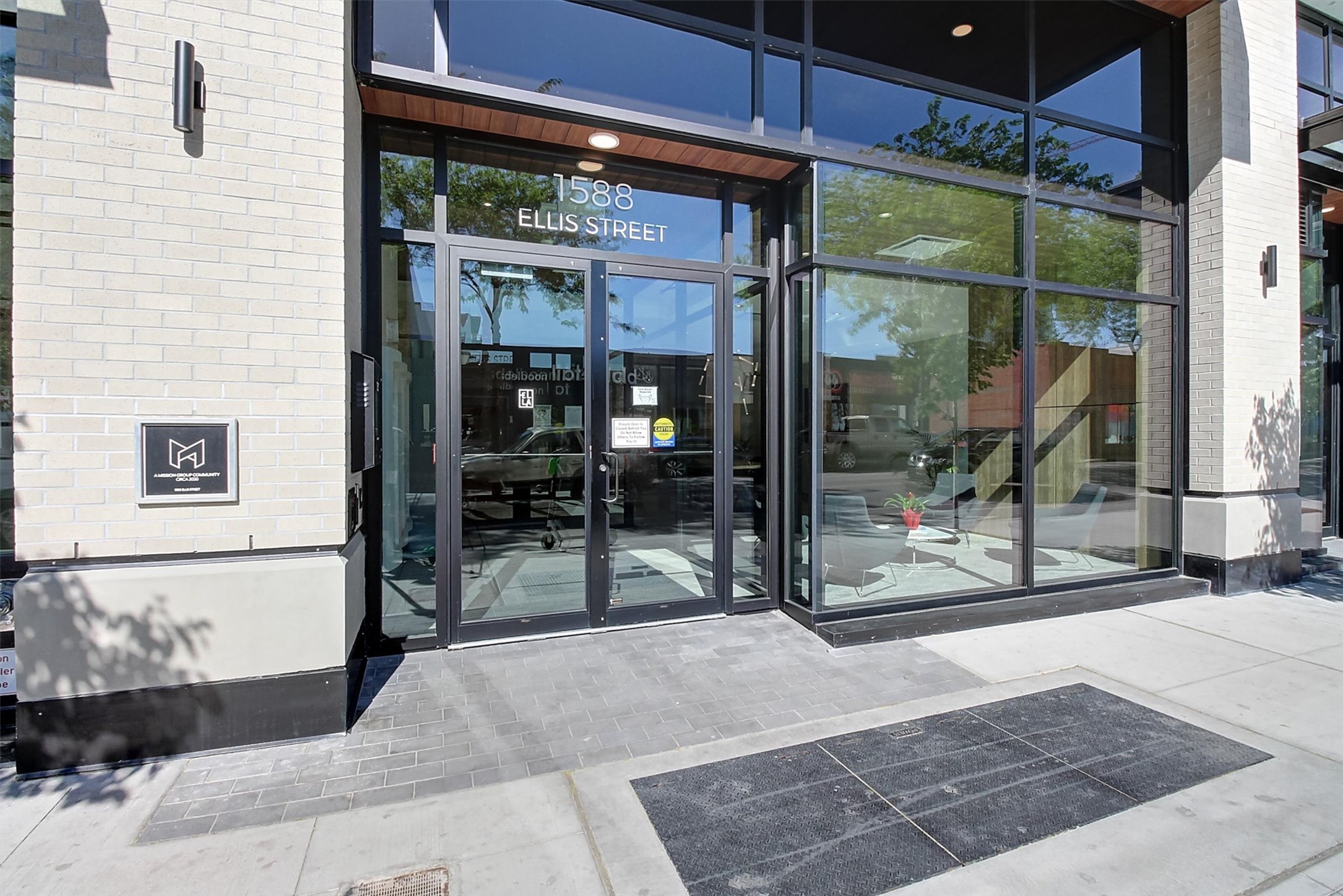 1588 Ellis Street 1602
