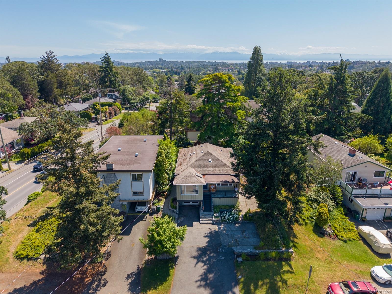 1495 Derby Rd
