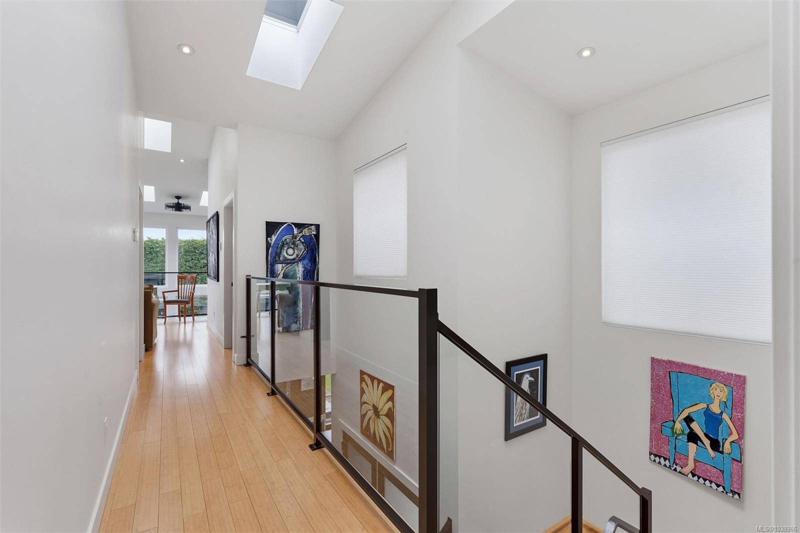 838 Old Esquimalt Rd
