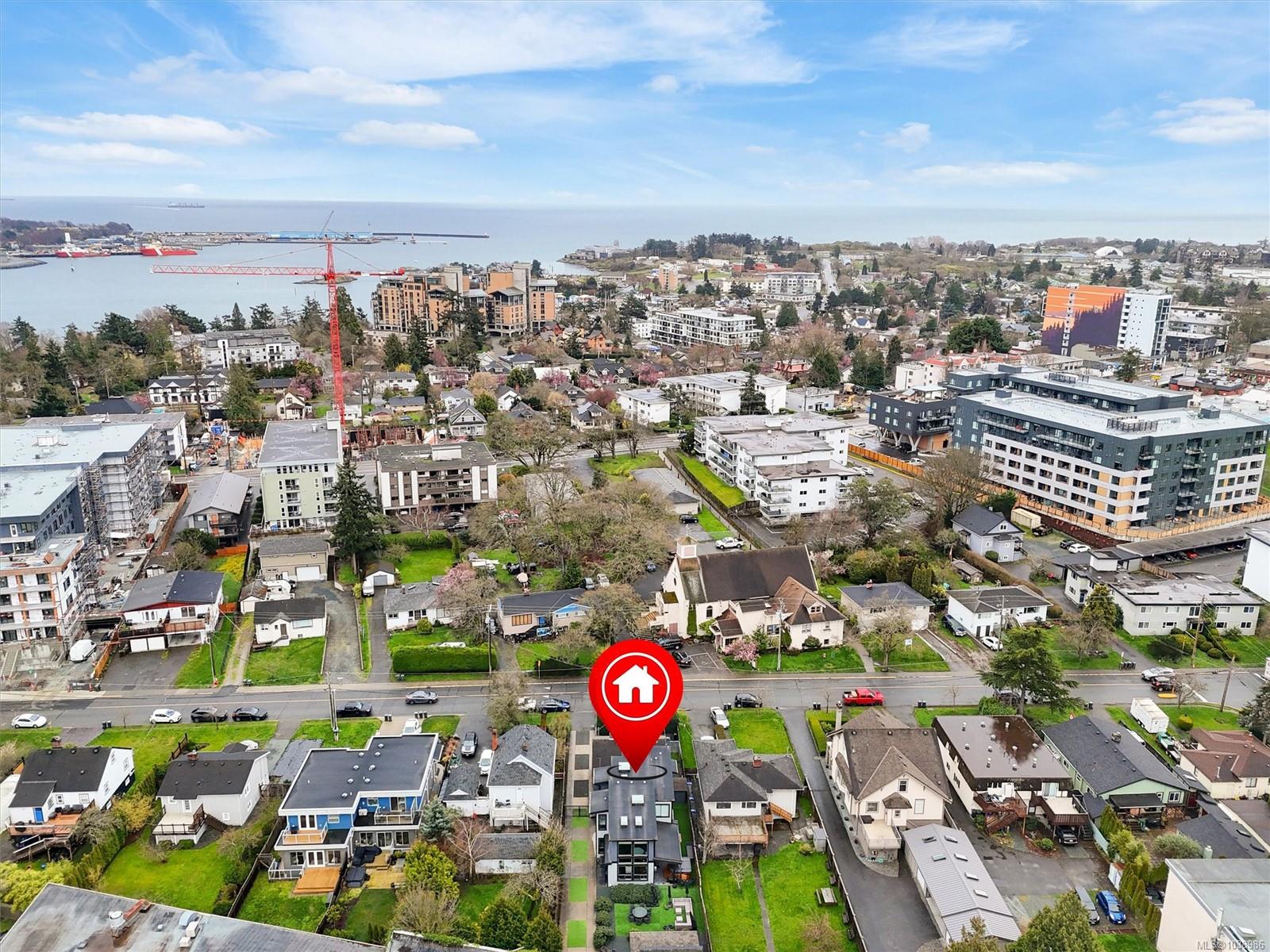 838 Old Esquimalt Rd
