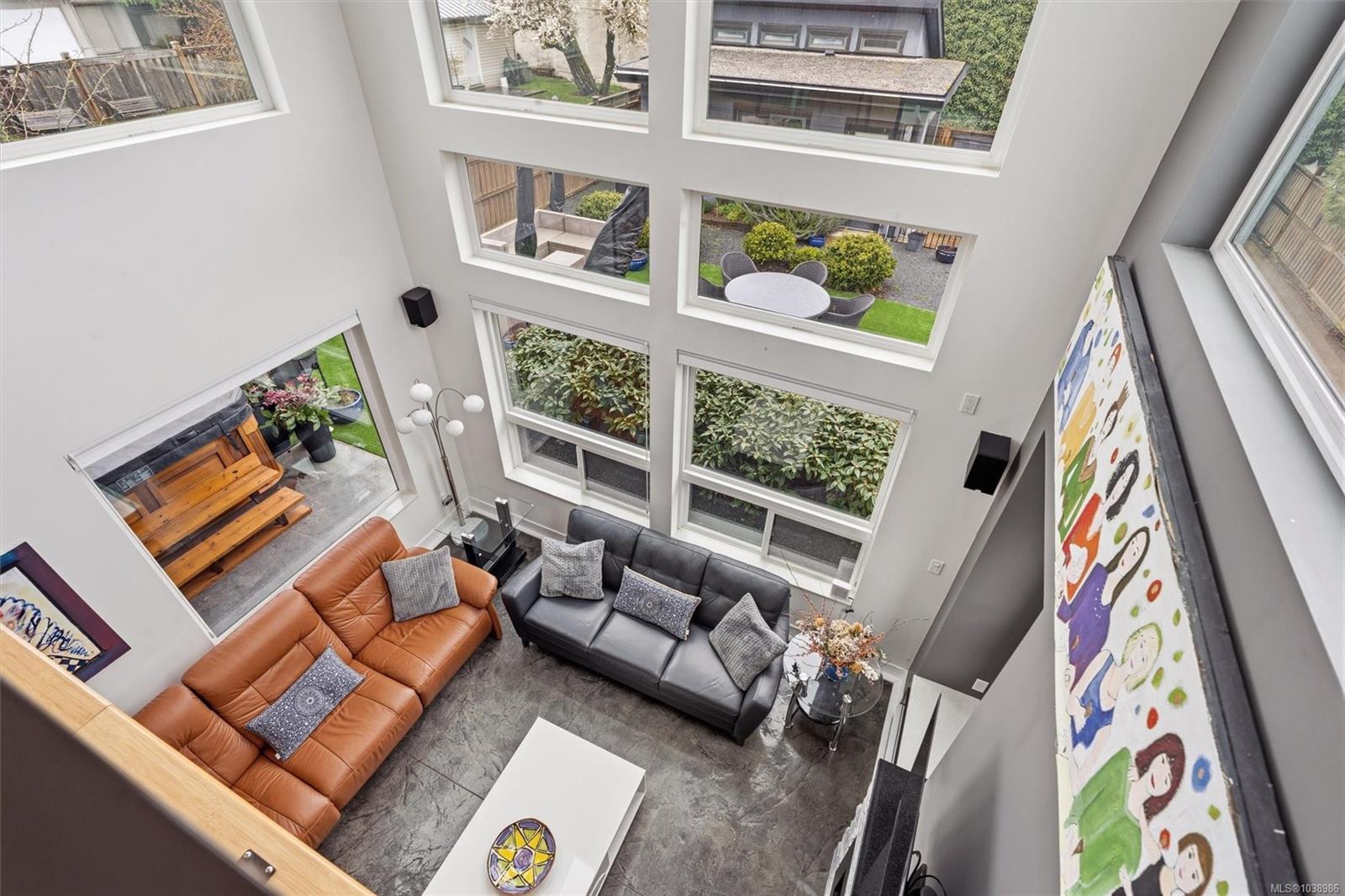 838 Old Esquimalt Rd