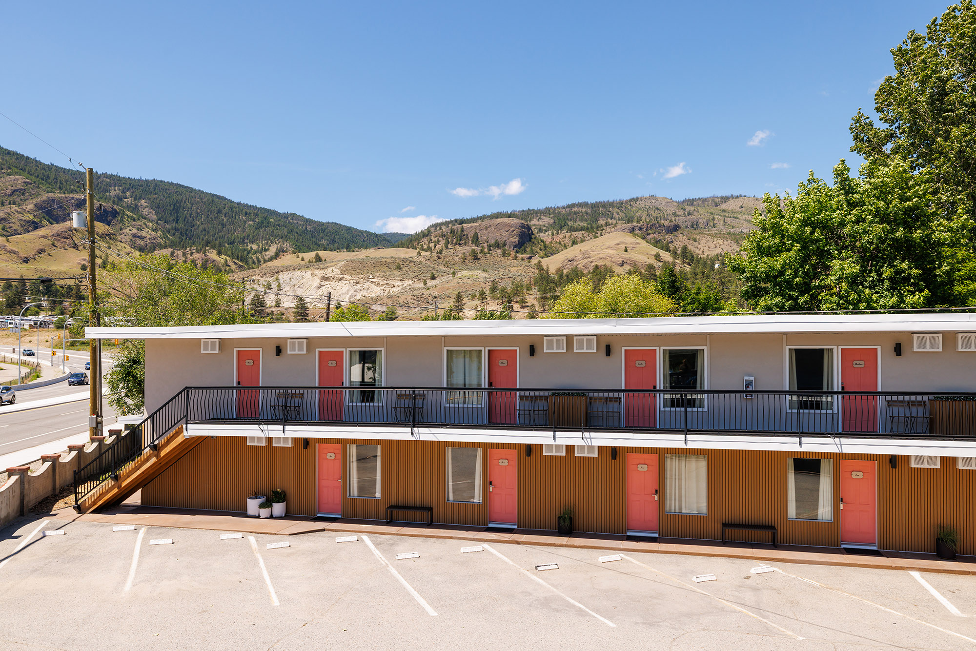 4201 SKAHA LAKE Road