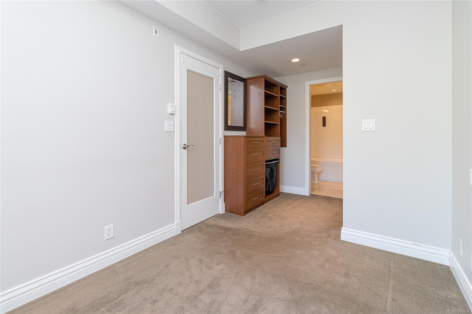 1325 Bear Mountain Pkwy #215