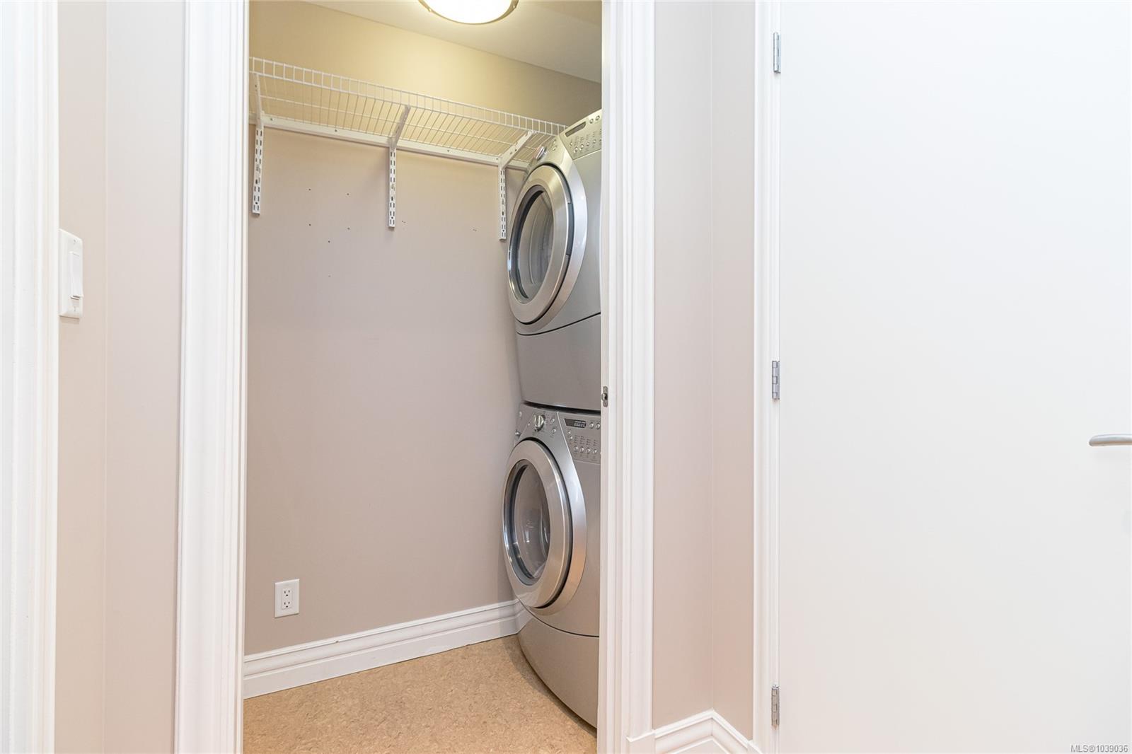 1325 Bear Mountain Pkwy #215