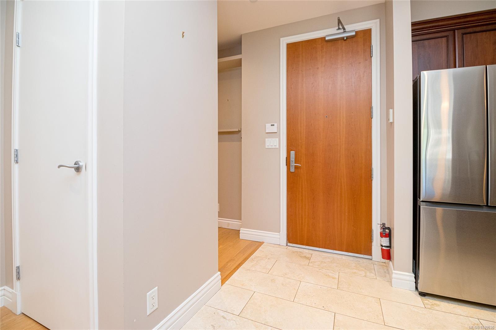 1325 Bear Mountain Pkwy #215