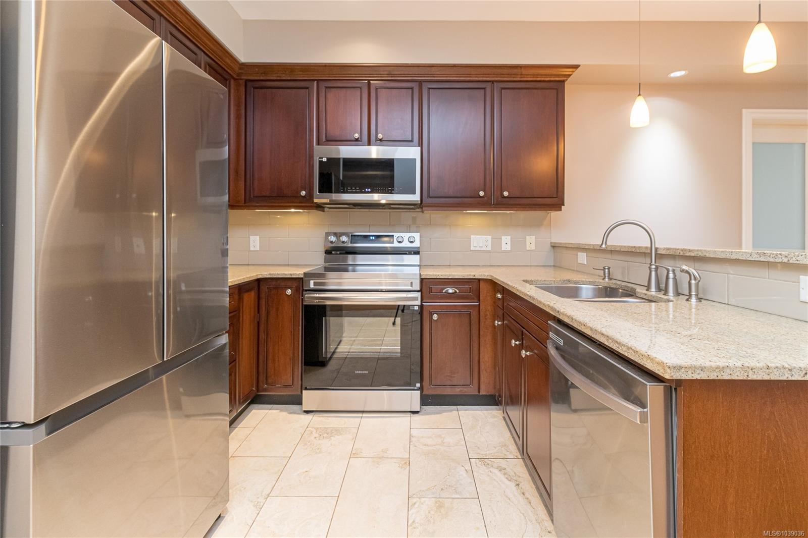 1325 Bear Mountain Pkwy #215