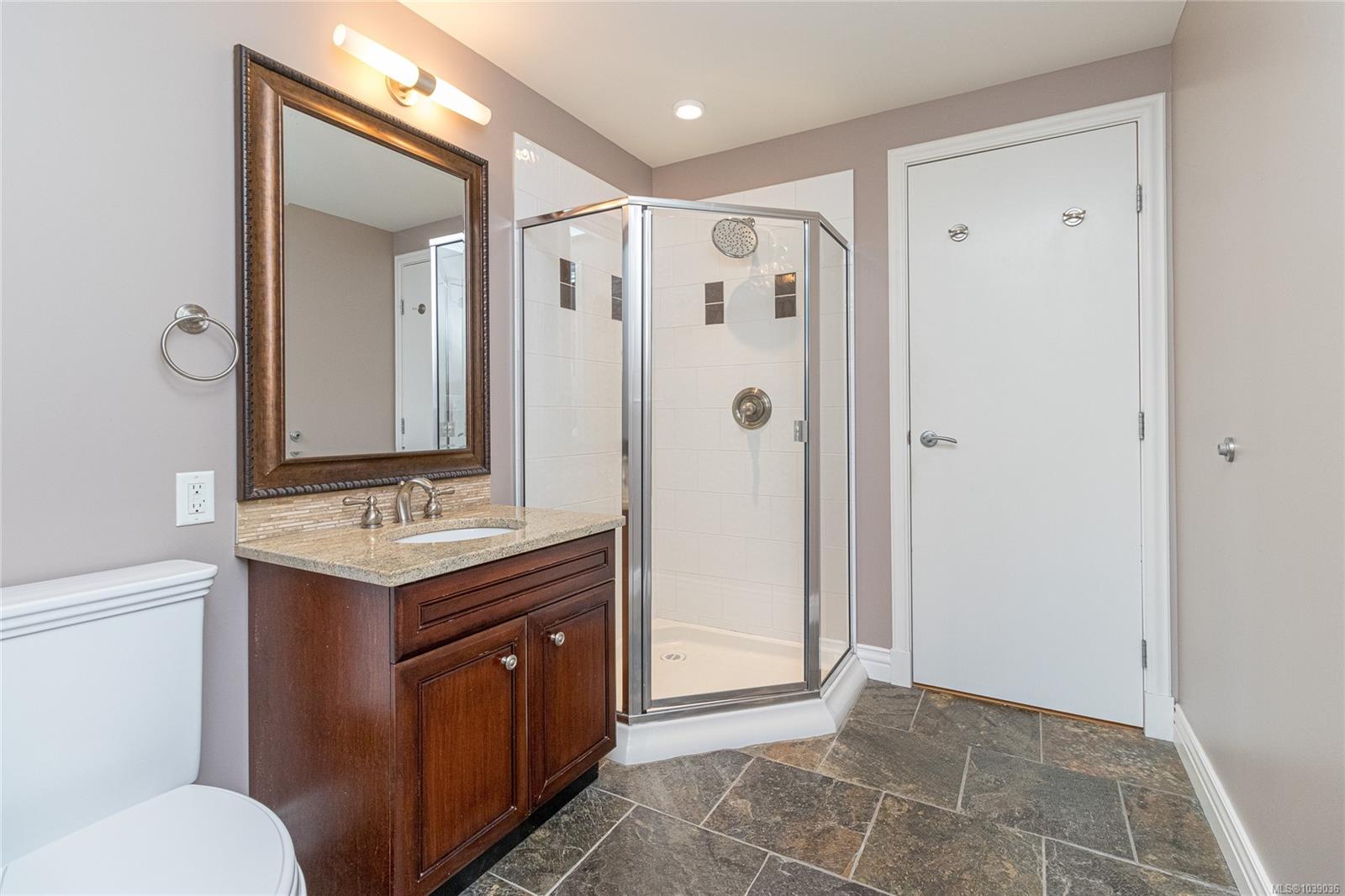 1325 Bear Mountain Pkwy #215