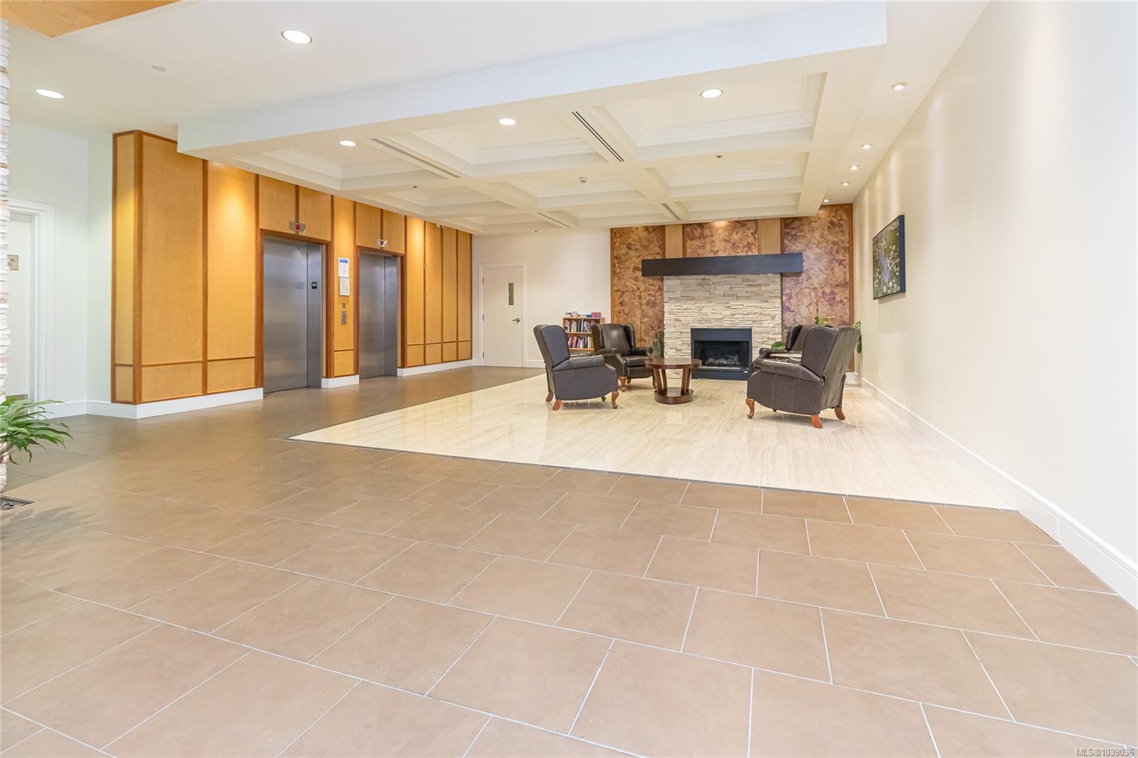 1325 Bear Mountain Pkwy #215