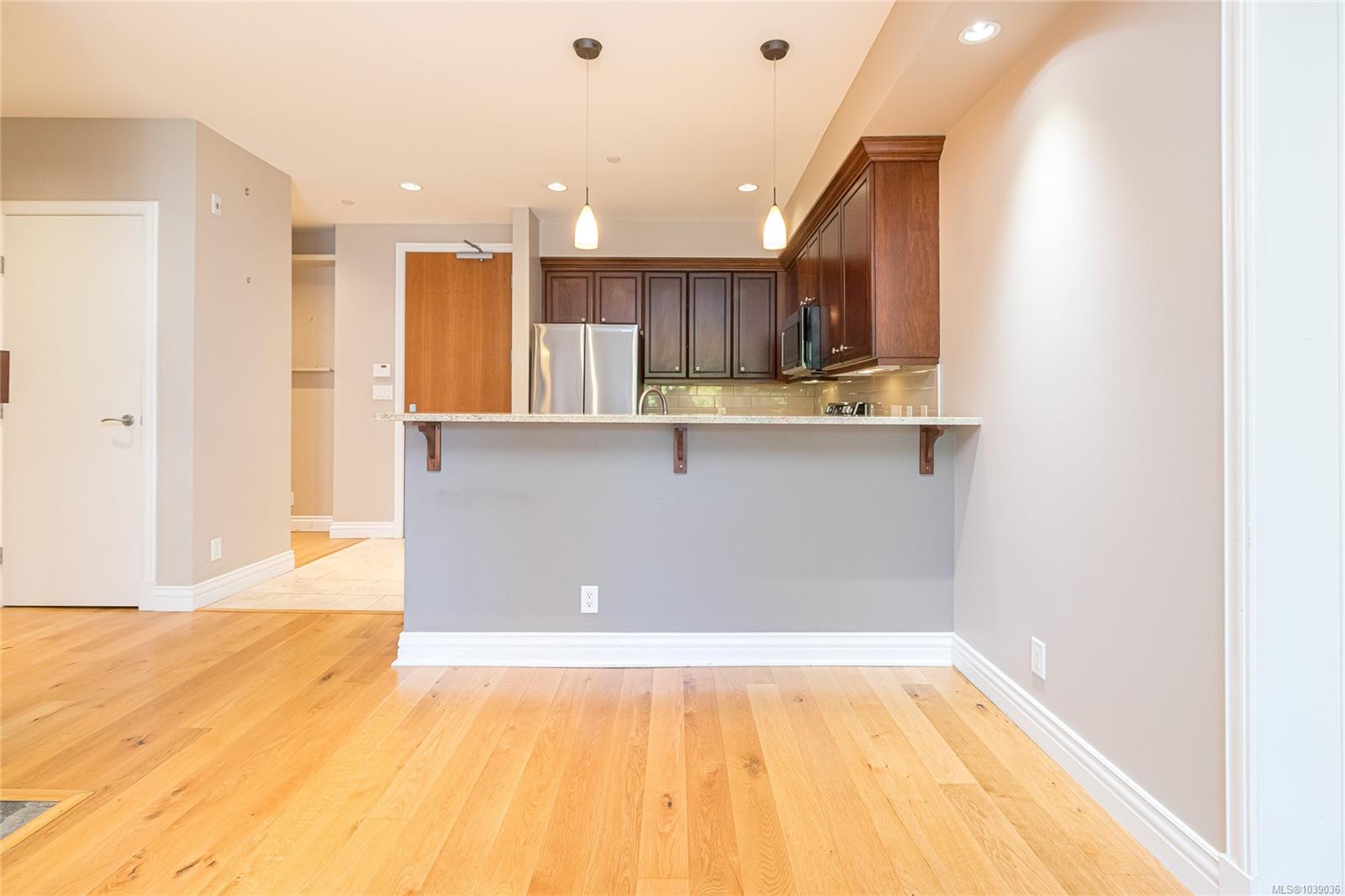 1325 Bear Mountain Pkwy #215