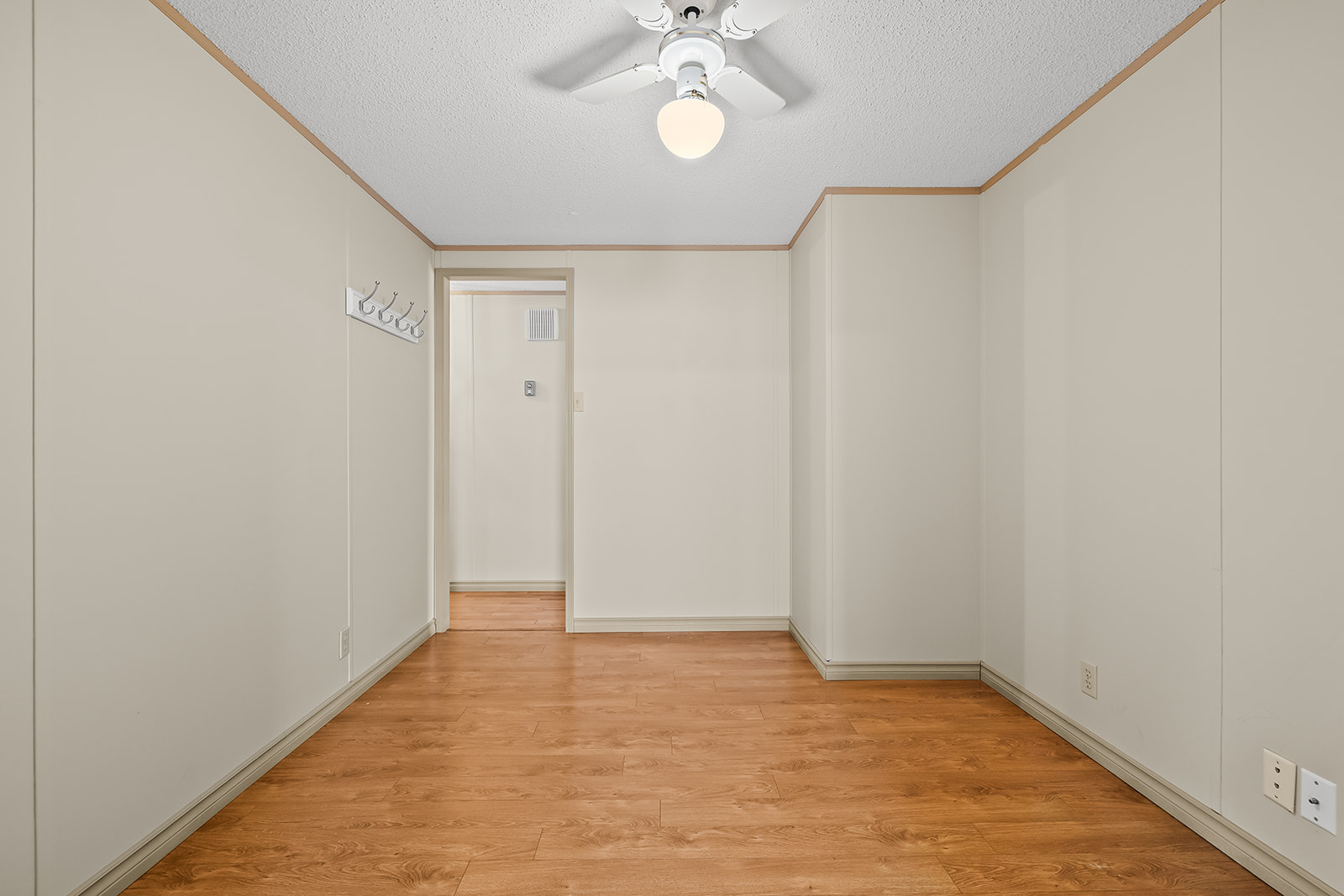720 Commonwealth Road 144