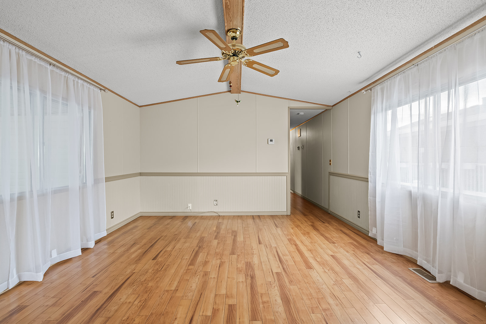 720 Commonwealth Road 144