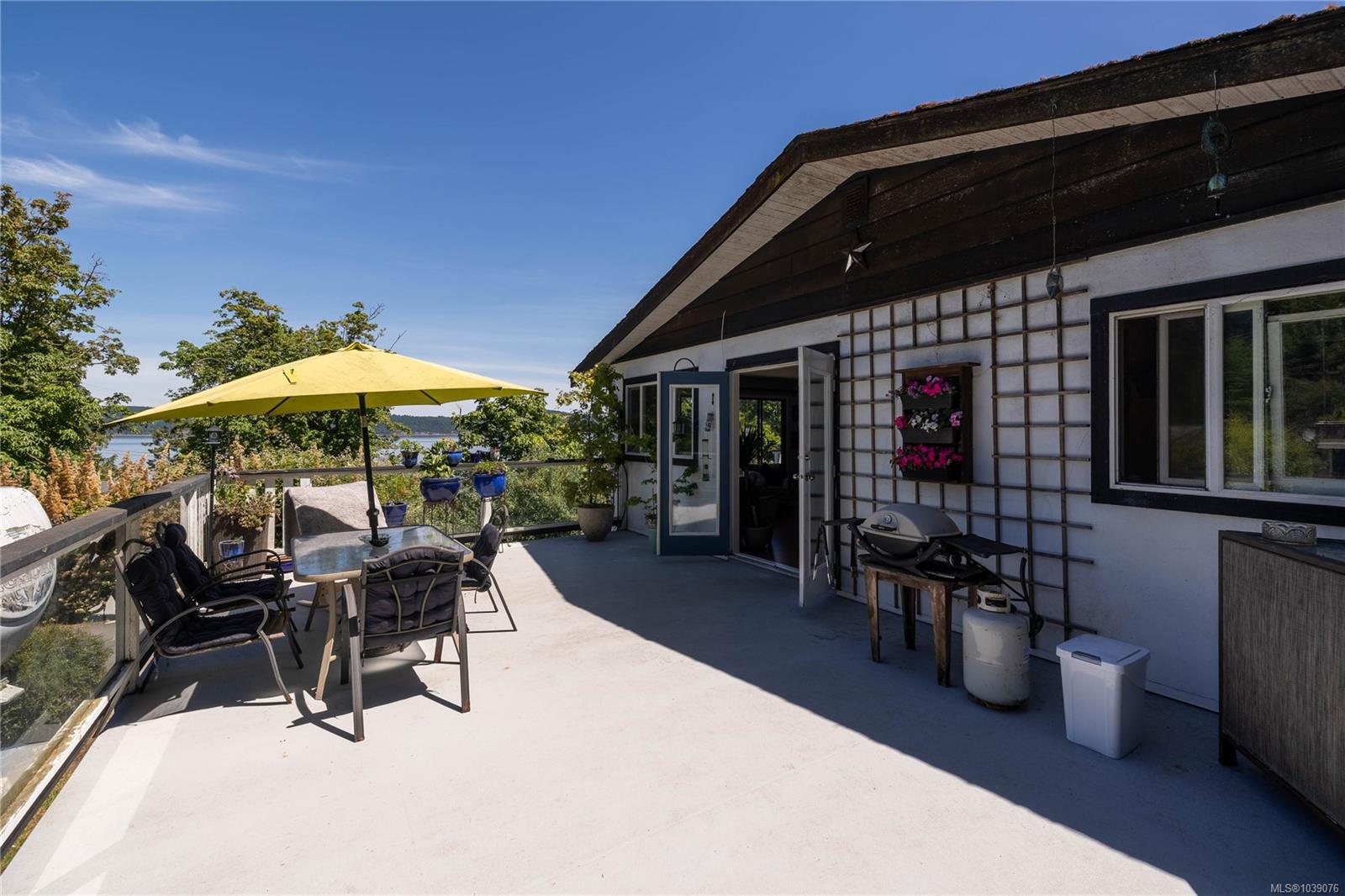 307 Maliview Dr