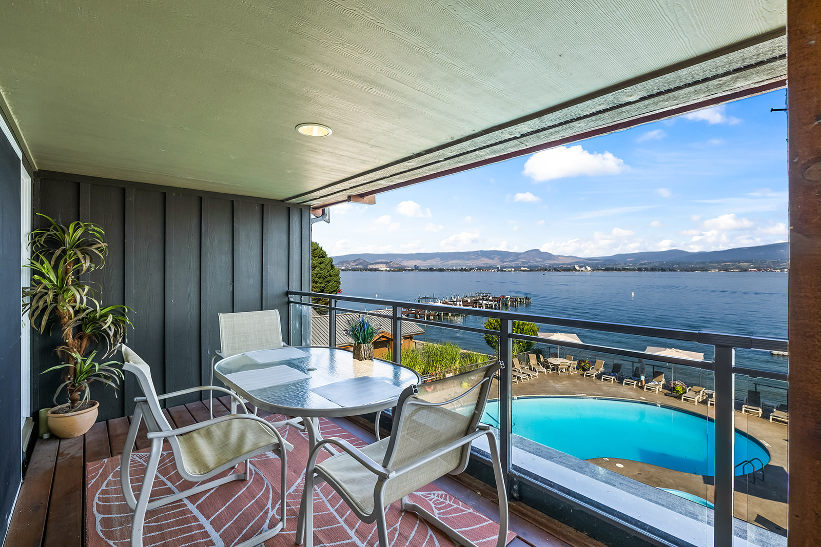 2777 Casa Loma Road 301