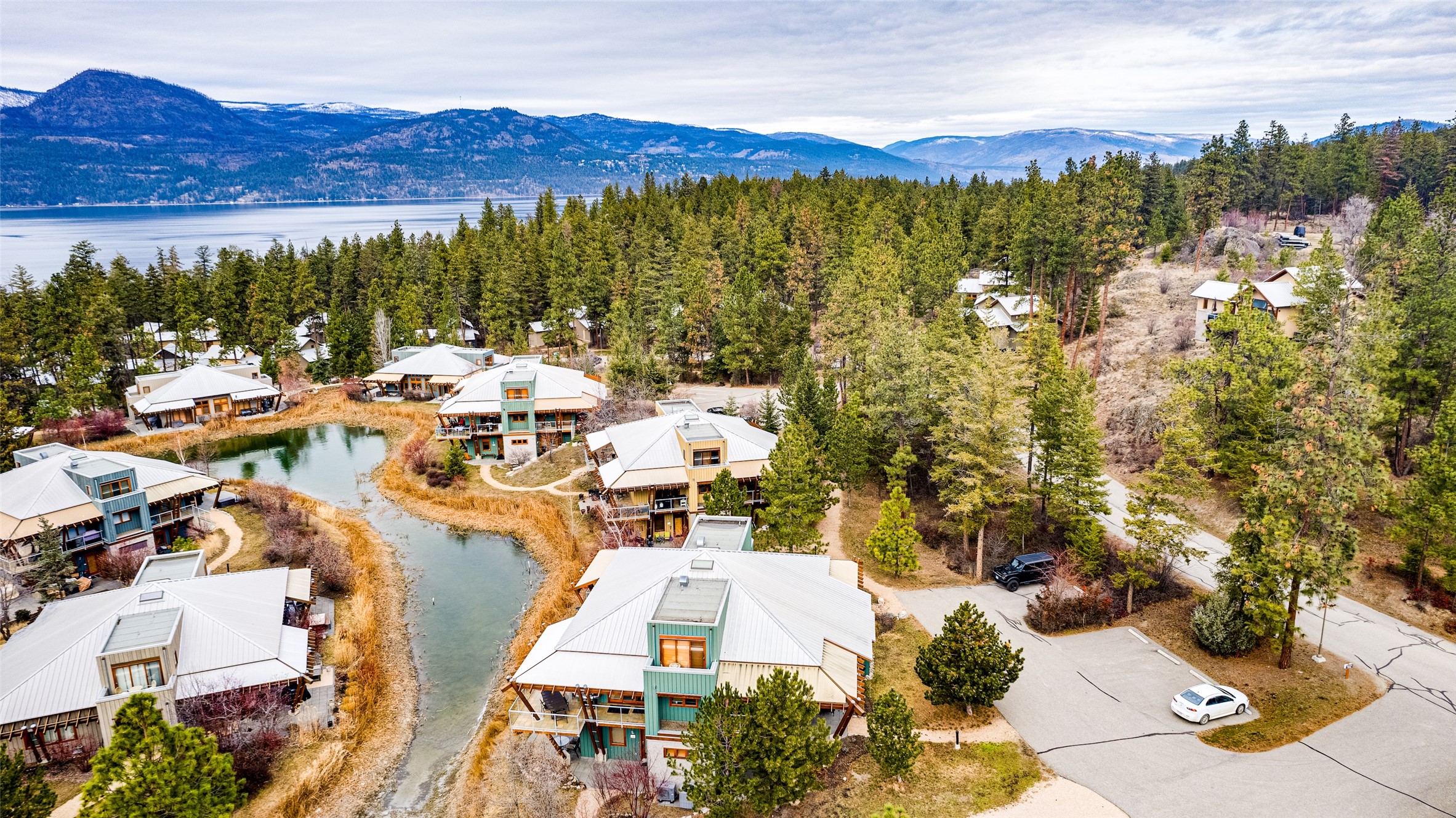 9845 Eastside Road 92