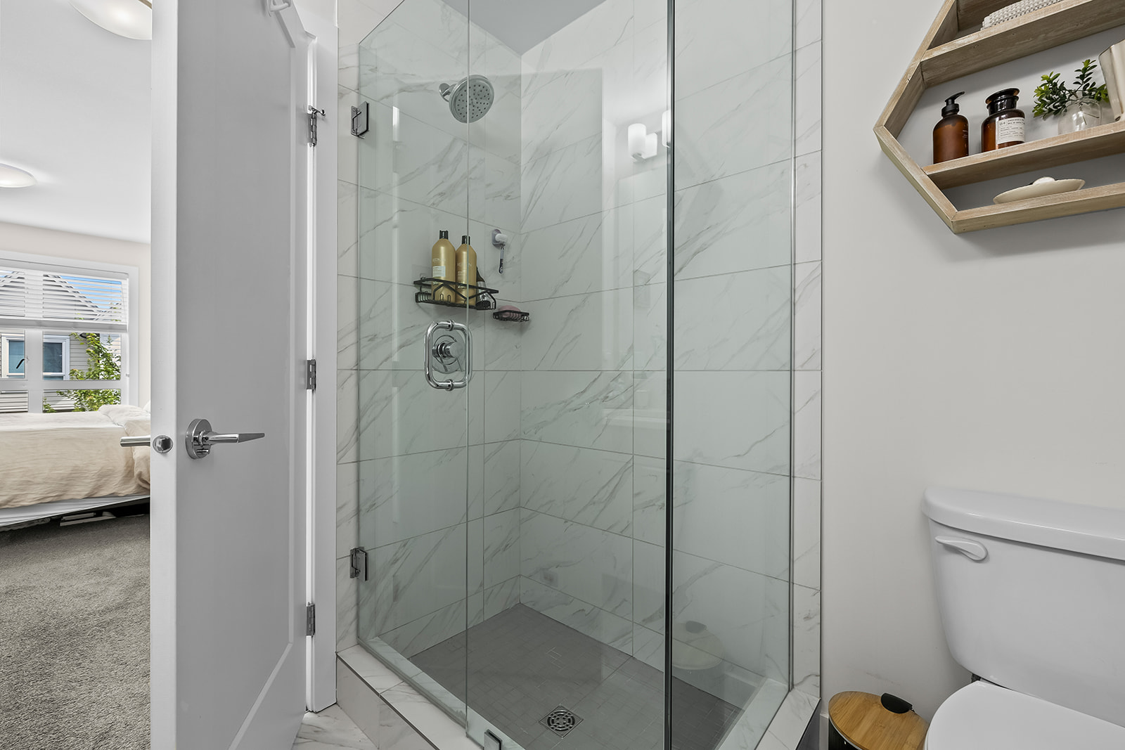 170 Celano Crescent 18
