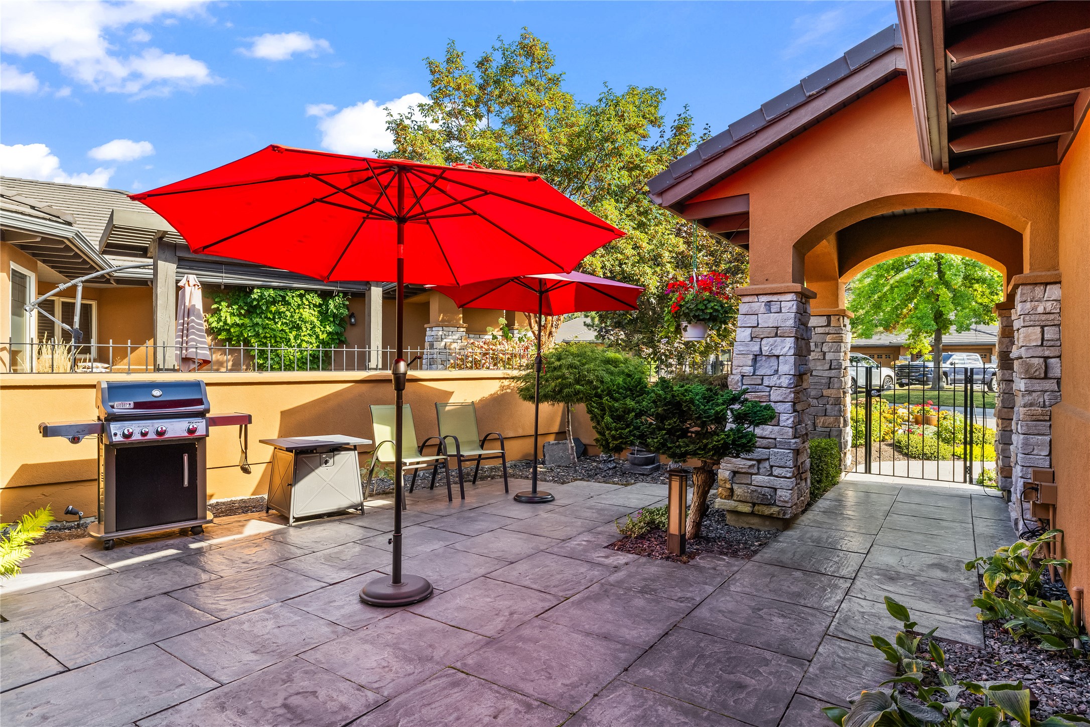 4100 Gallaghers Parkland 2