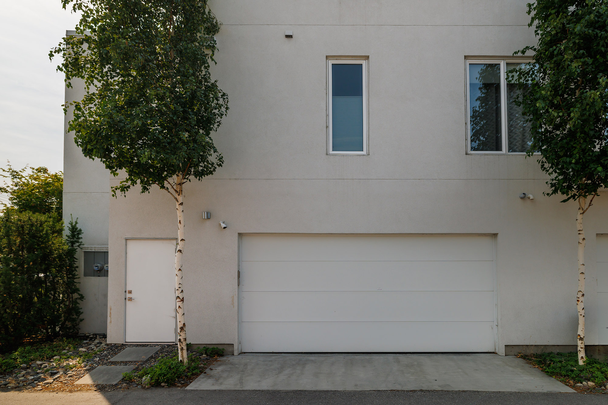 2630 Bath Street 201
