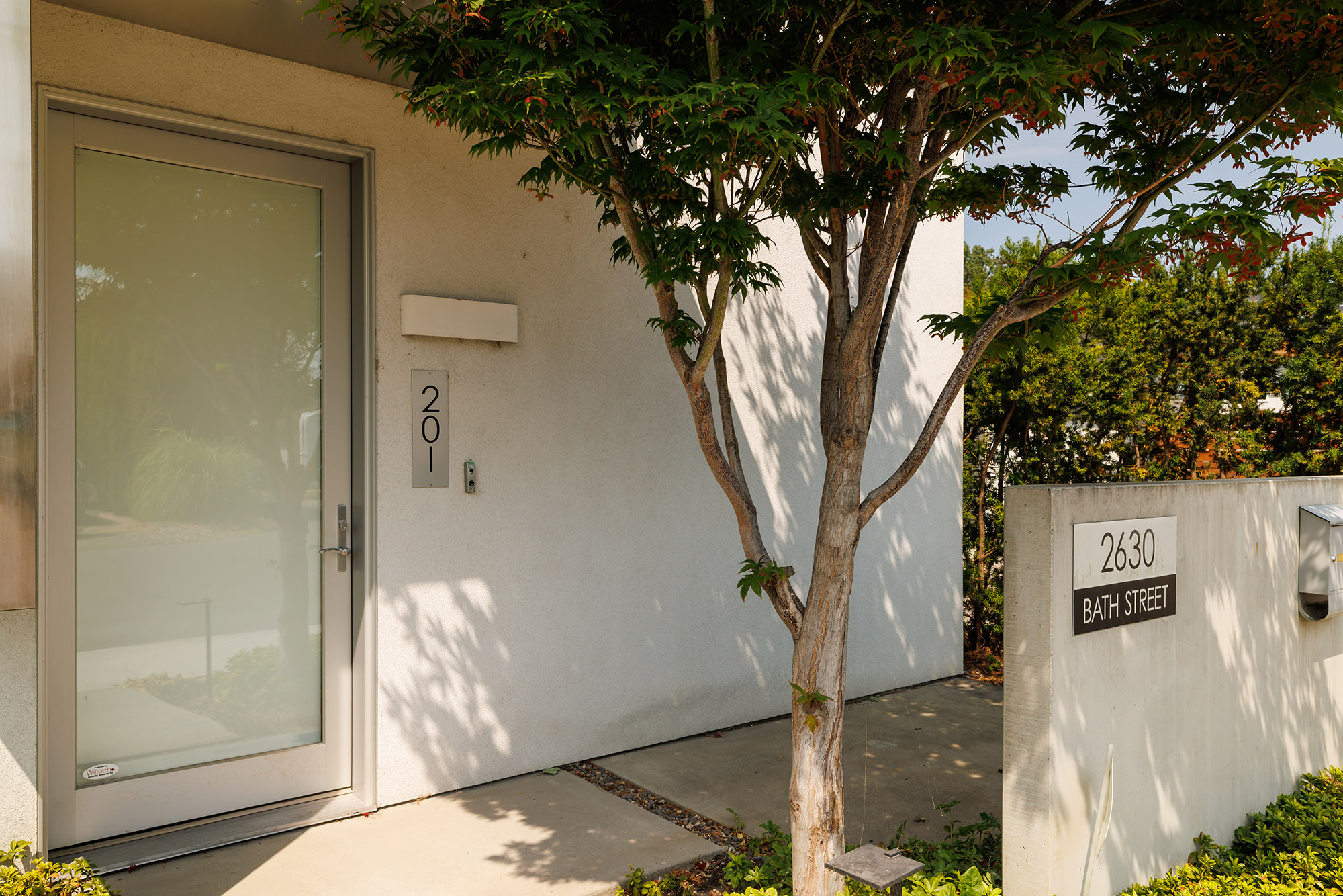 2630 Bath Street 201