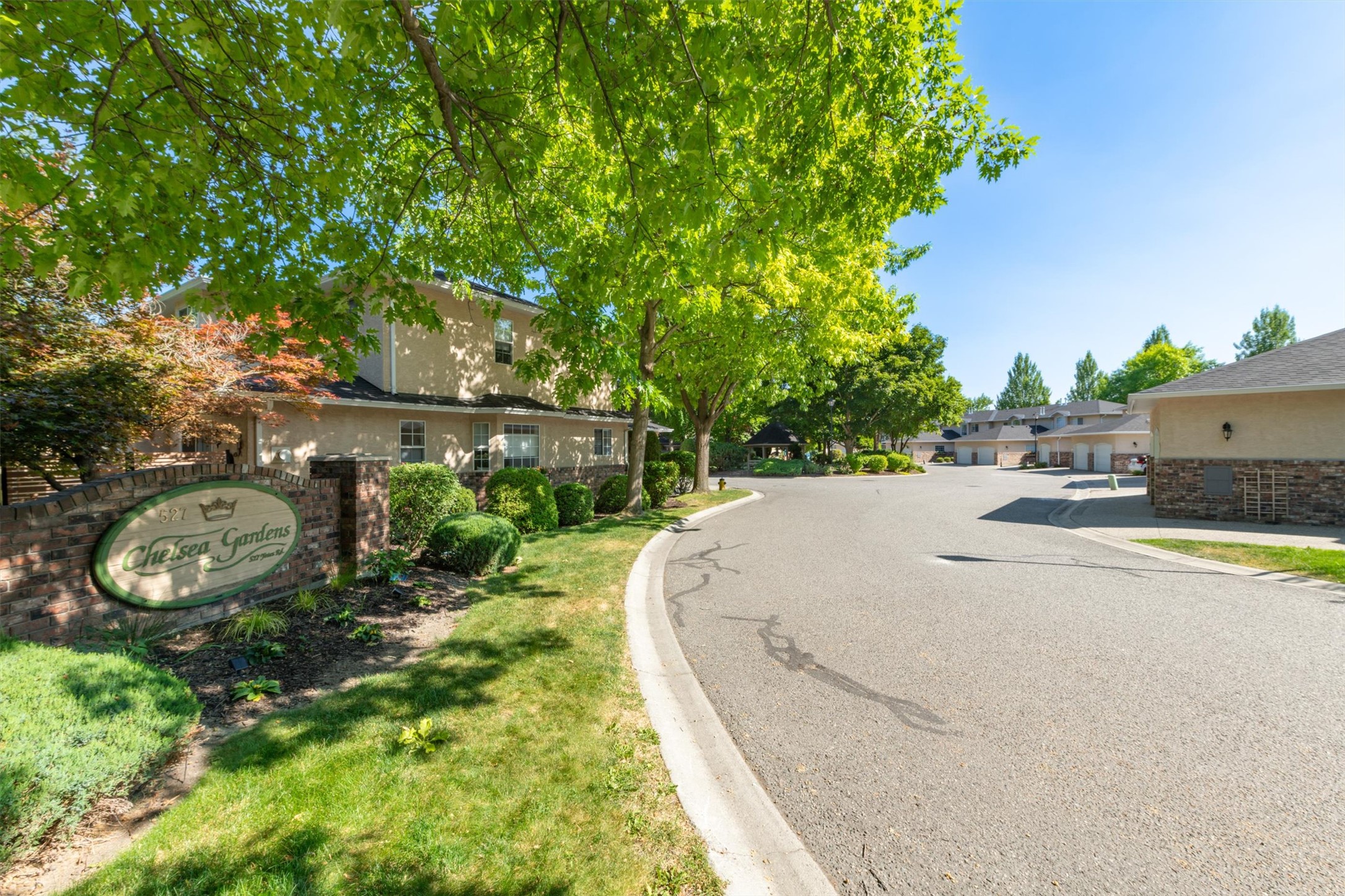 527 Yates Road 34