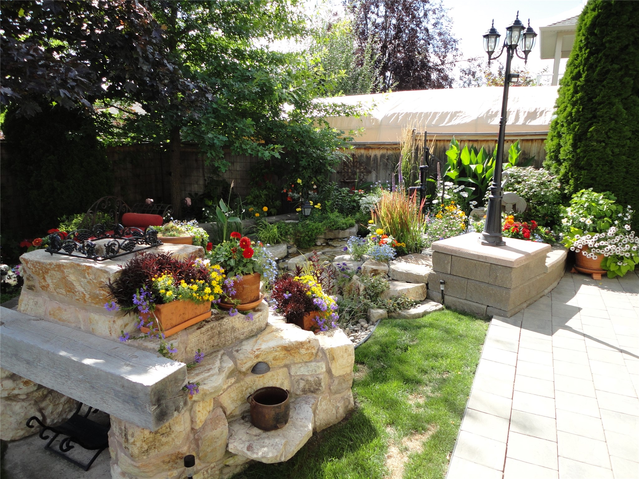 1619 Wilmot Court