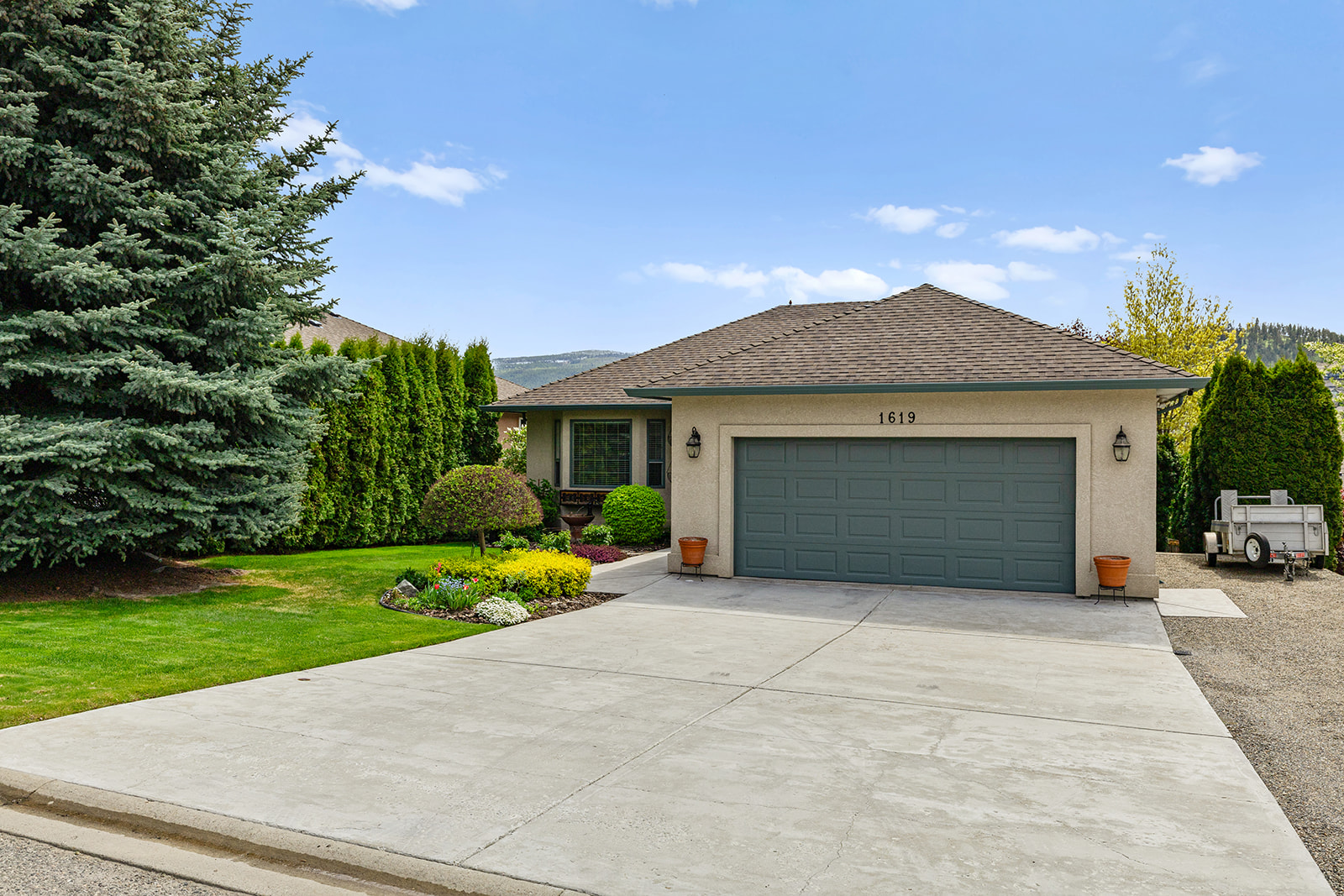 1619 Wilmot Court