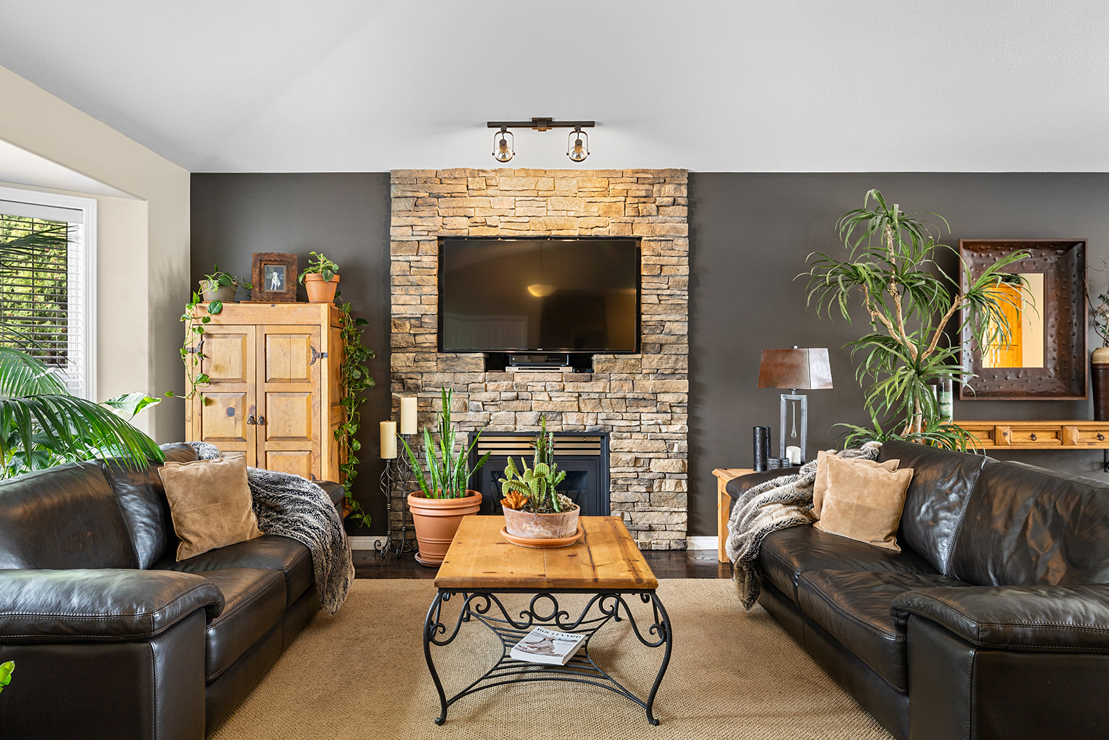 1619 Wilmot Court