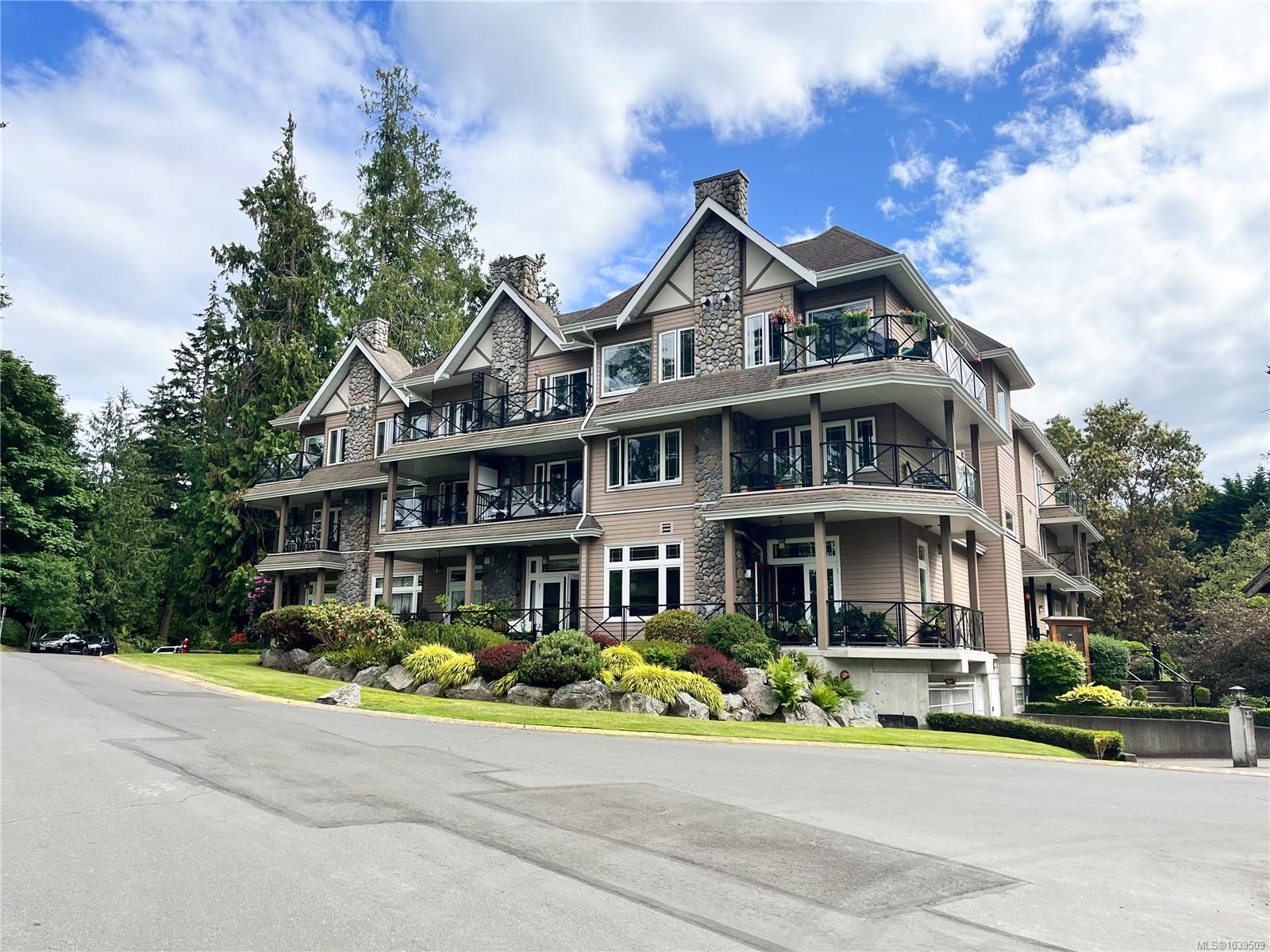 2326 Harbour Rd #206