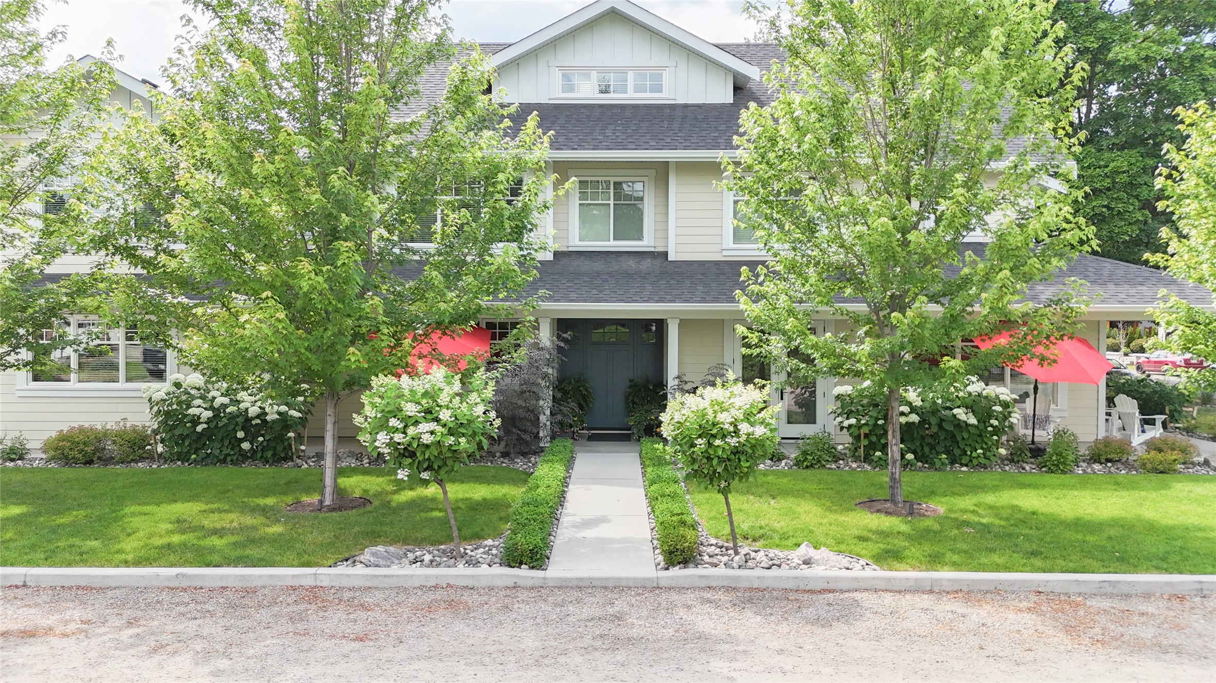 2050 Long Street