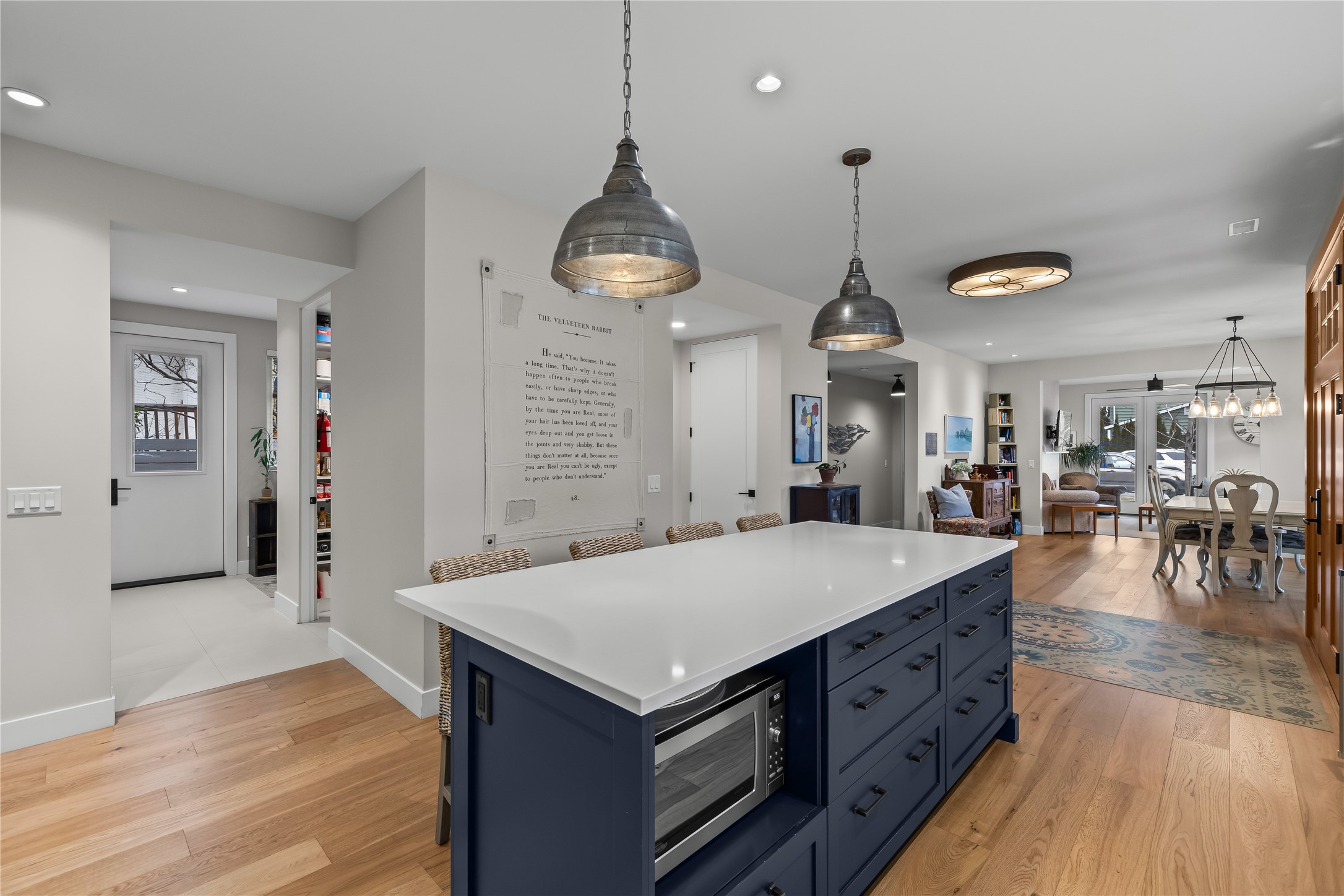 2050 Long Street
