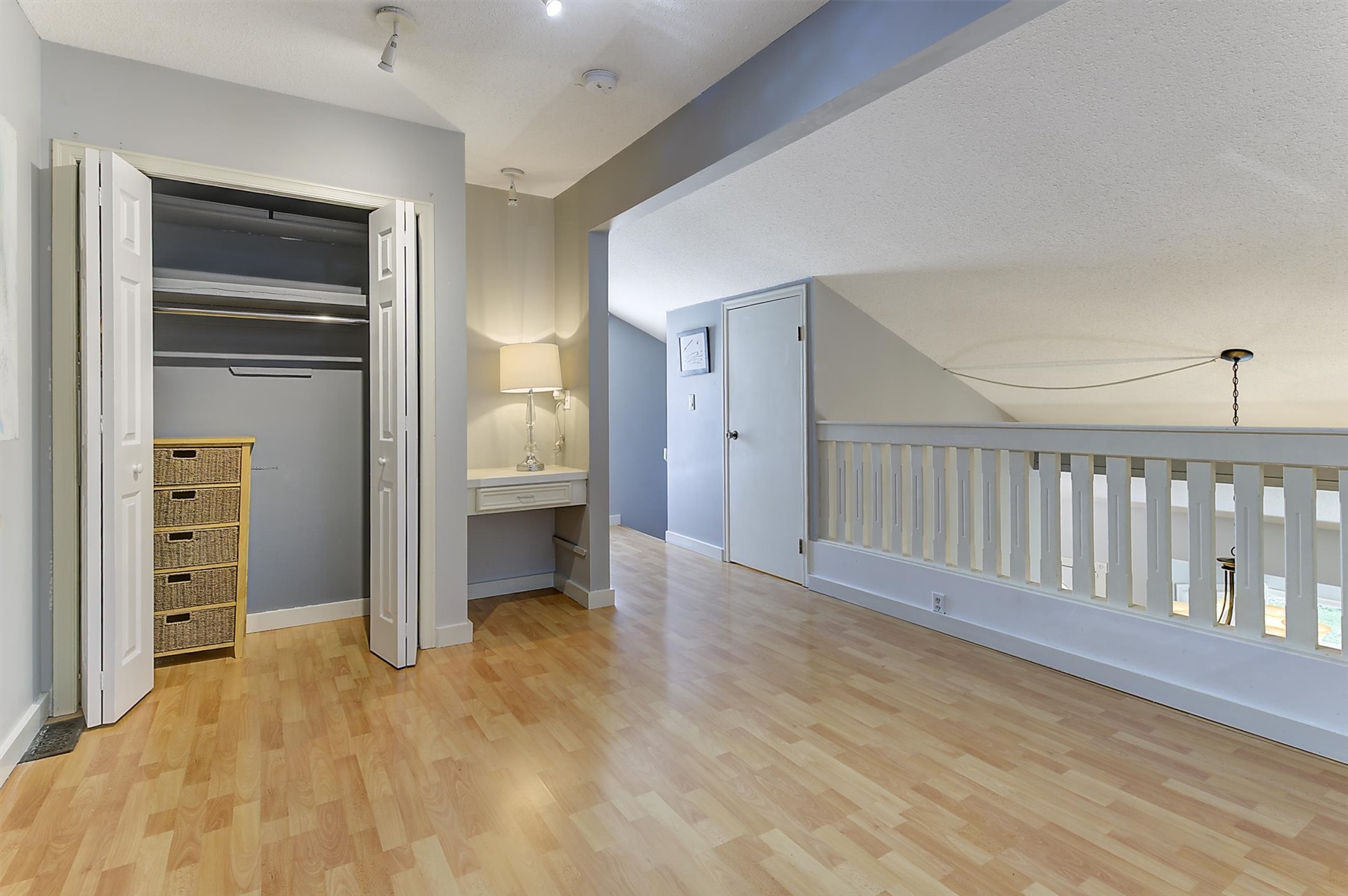 3155 Gordon Drive 404