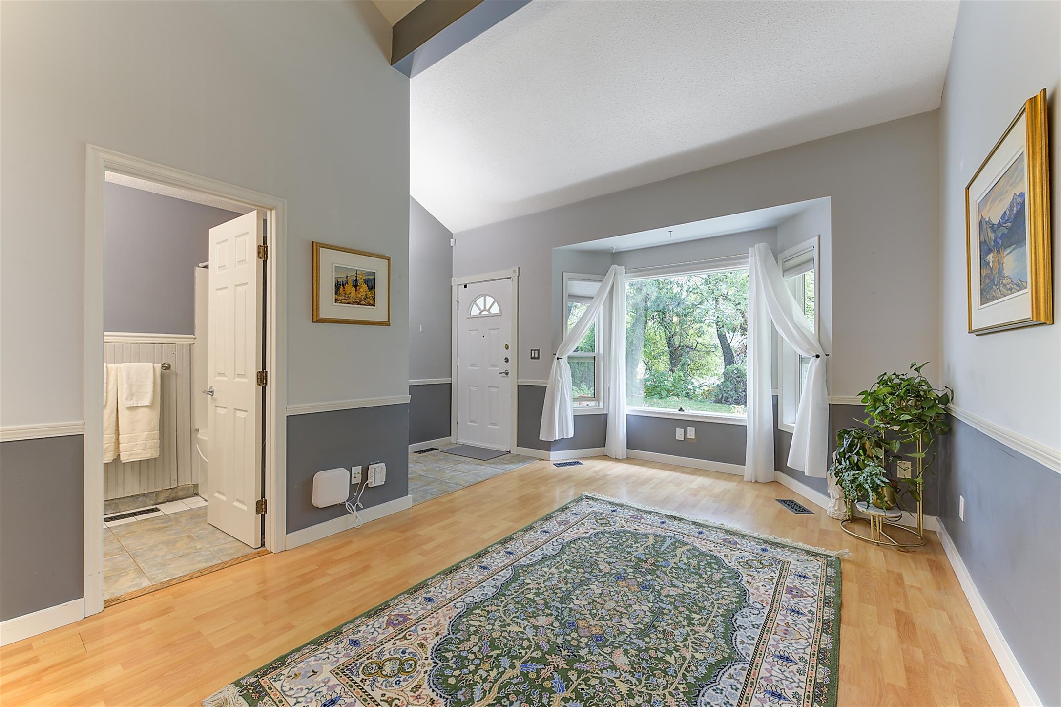 3155 Gordon Drive 404